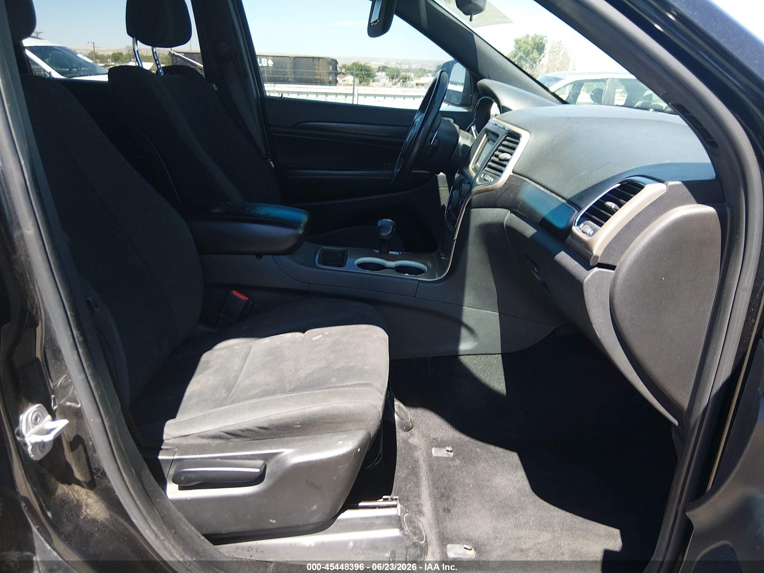 2014 Jeep Grand Cherokee Laredo Black vin: 1C4RJFAG9EC155820