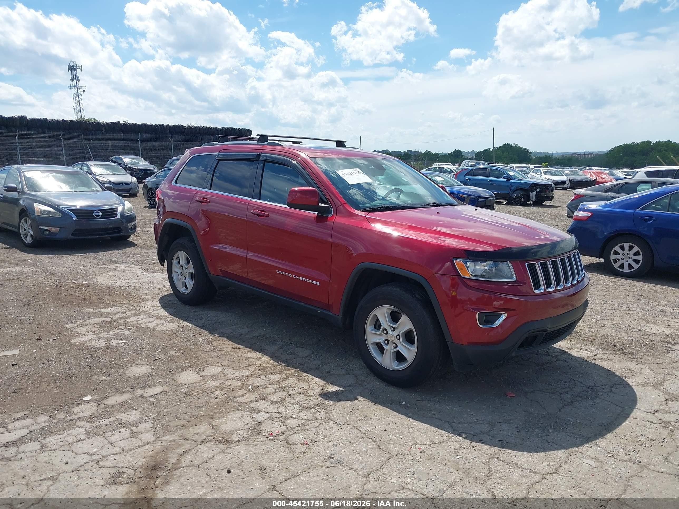 2014 Jeep Grand Cherokee Laredo Red vin: 1C4RJFAG9EC186730
