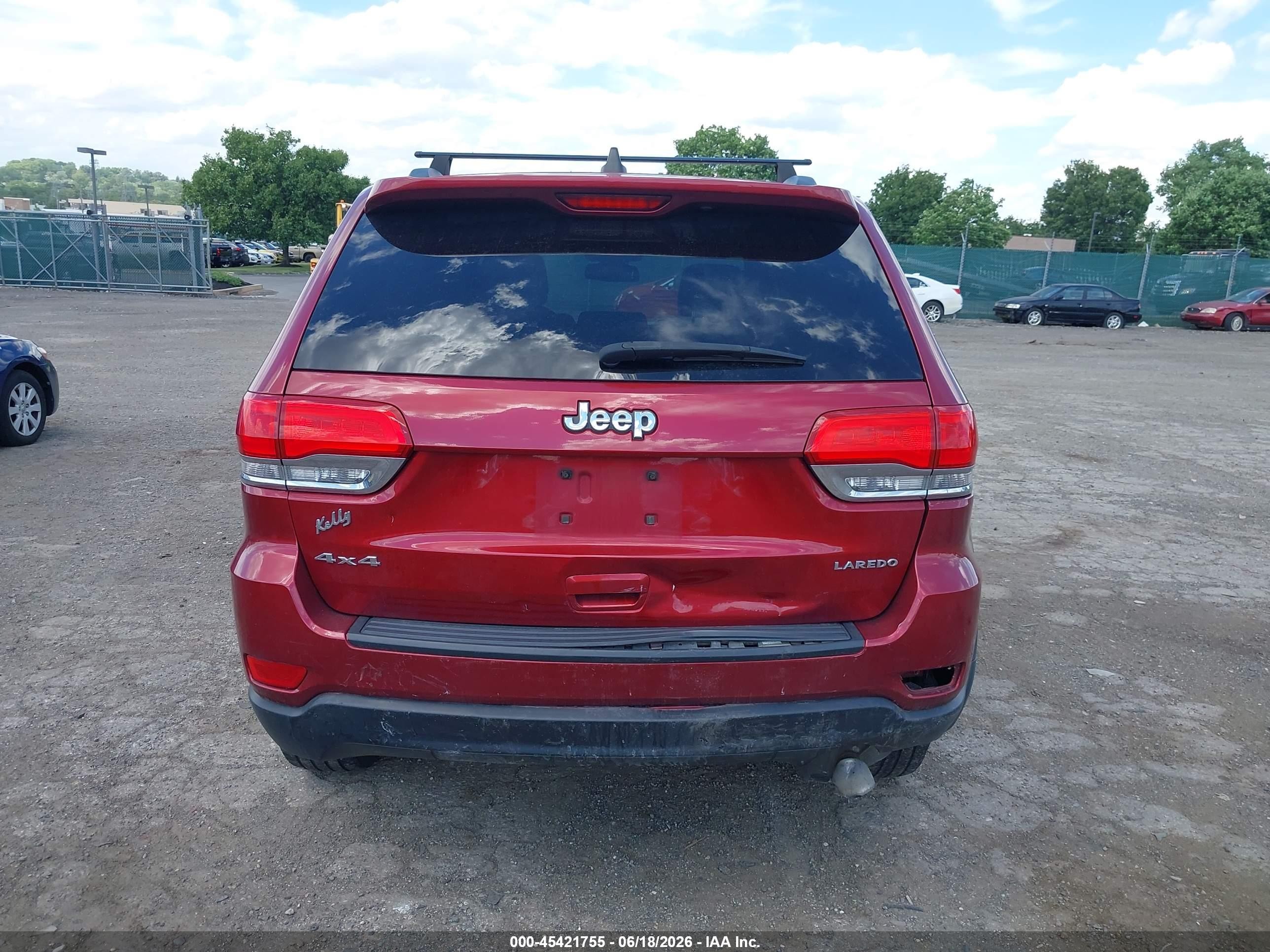 2014 Jeep Grand Cherokee Laredo Red vin: 1C4RJFAG9EC186730