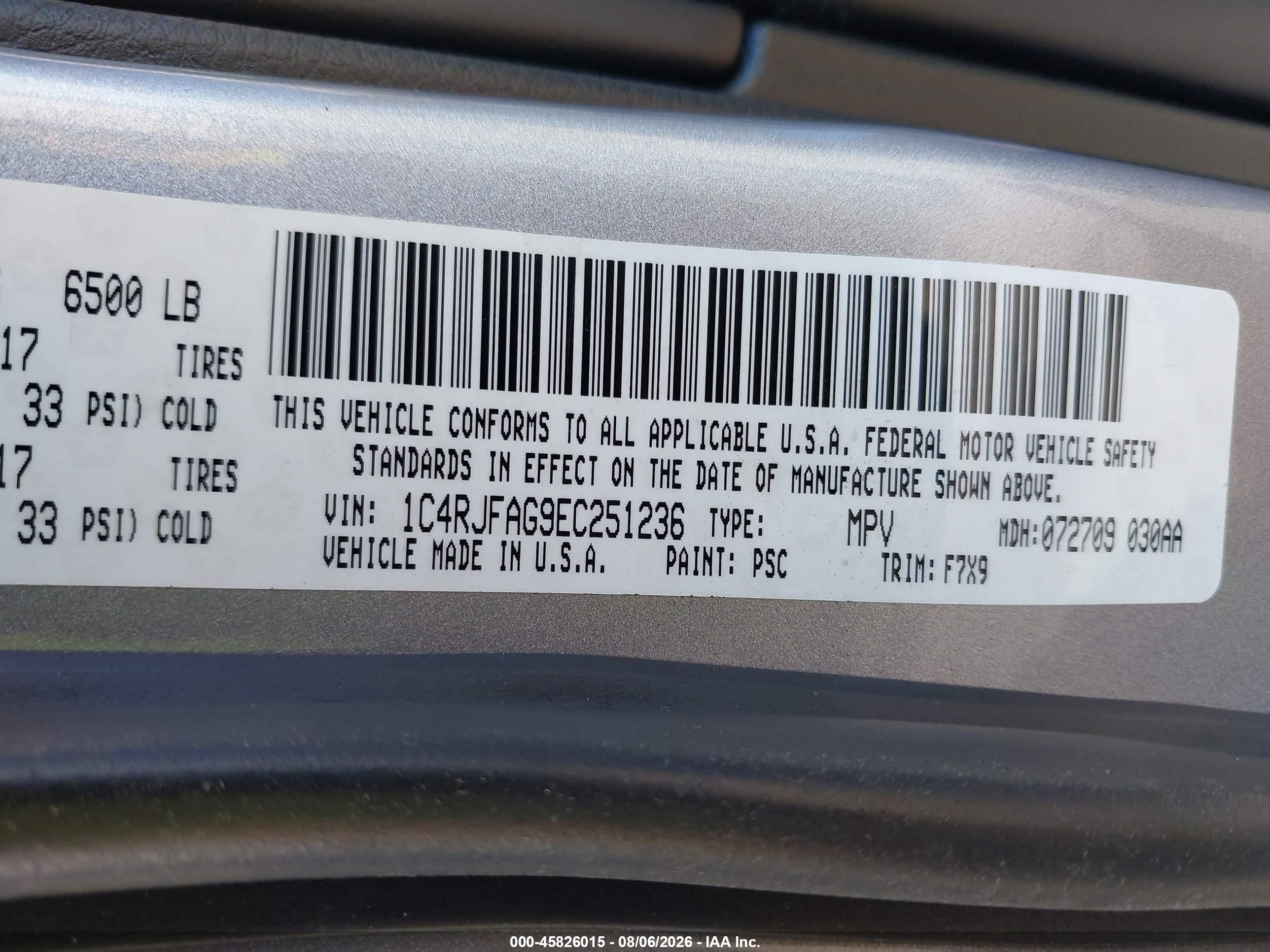 2014 Jeep Grand Cherokee Laredo Silver vin: 1C4RJFAG9EC251236
