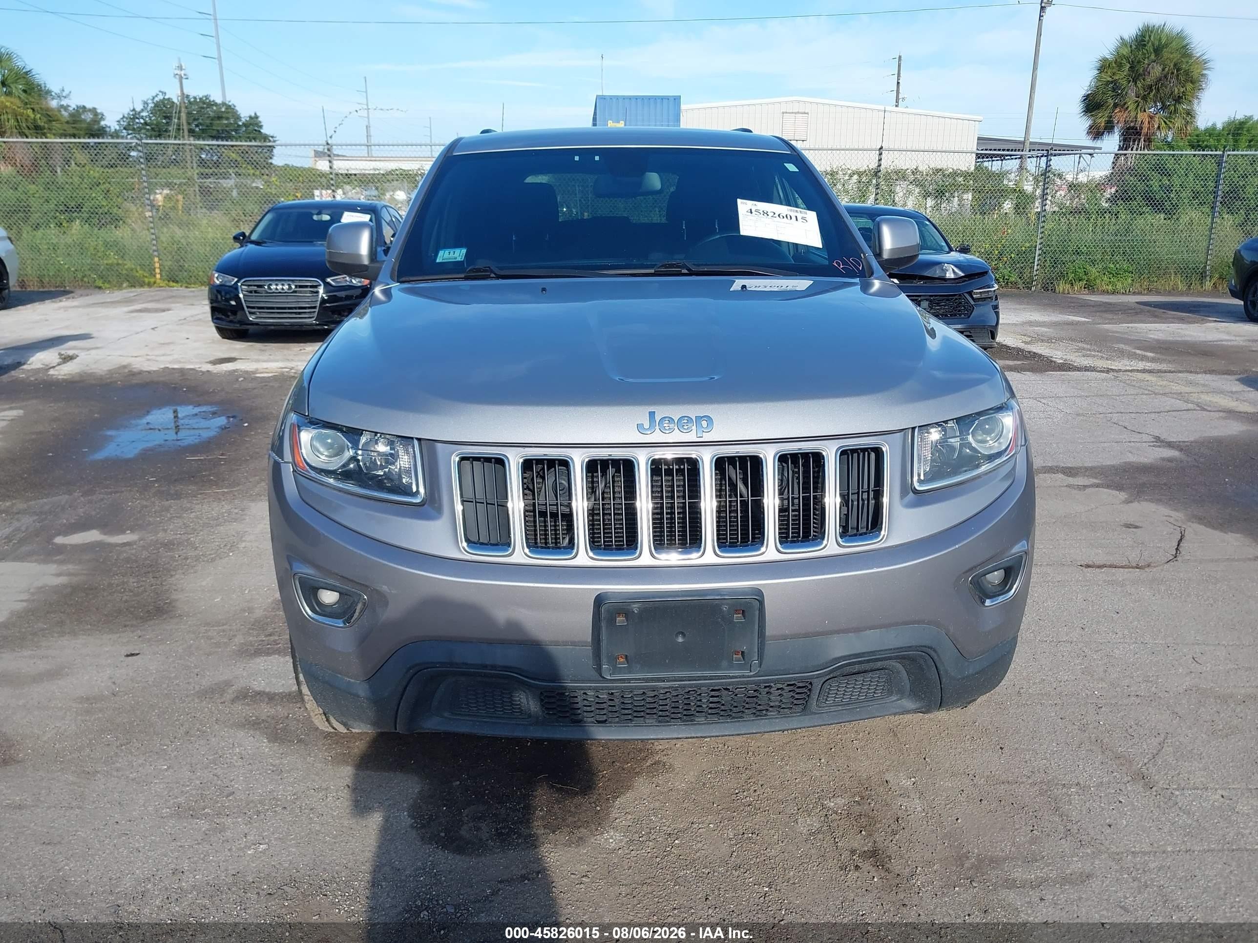 2014 Jeep Grand Cherokee Laredo Silver vin: 1C4RJFAG9EC251236