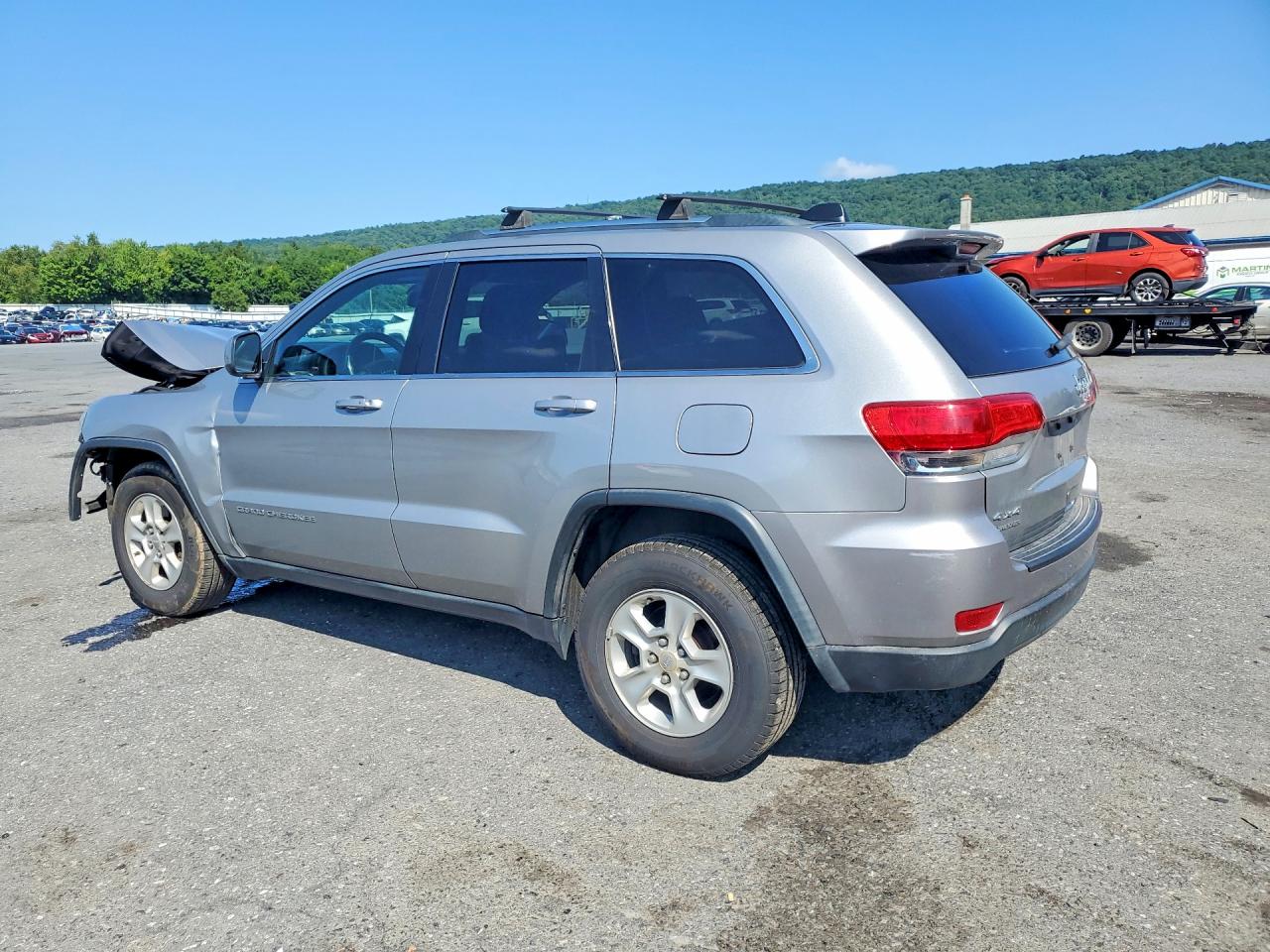 2014 Jeep Grand Cherokee Laredo Silver vin: 1C4RJFAG9EC269056