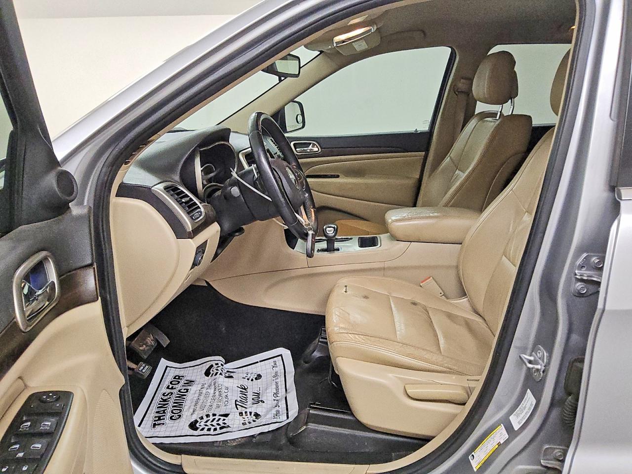 2014 Jeep Grand Cherokee Laredo Silver vin: 1C4RJFAG9EC310611