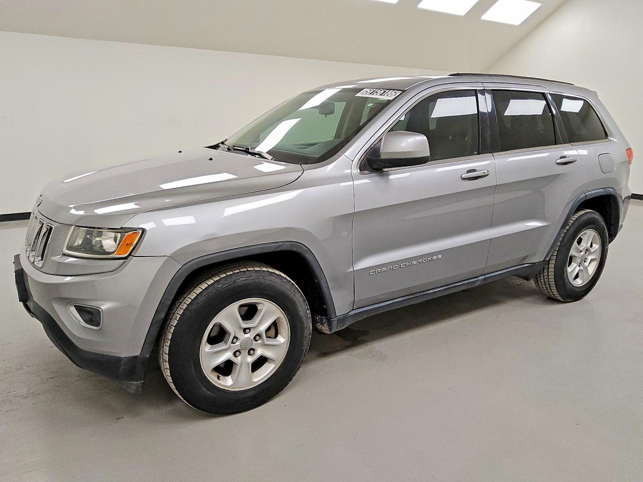 2014 Jeep Grand Cherokee Laredo Silver vin: 1C4RJFAG9EC310611