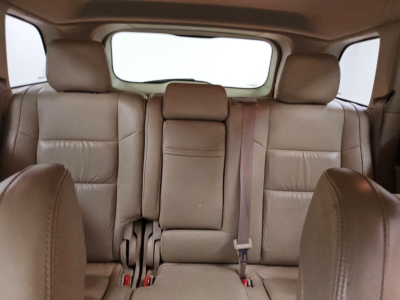 2014 Jeep Grand Cherokee Laredo Silver vin: 1C4RJFAG9EC310611