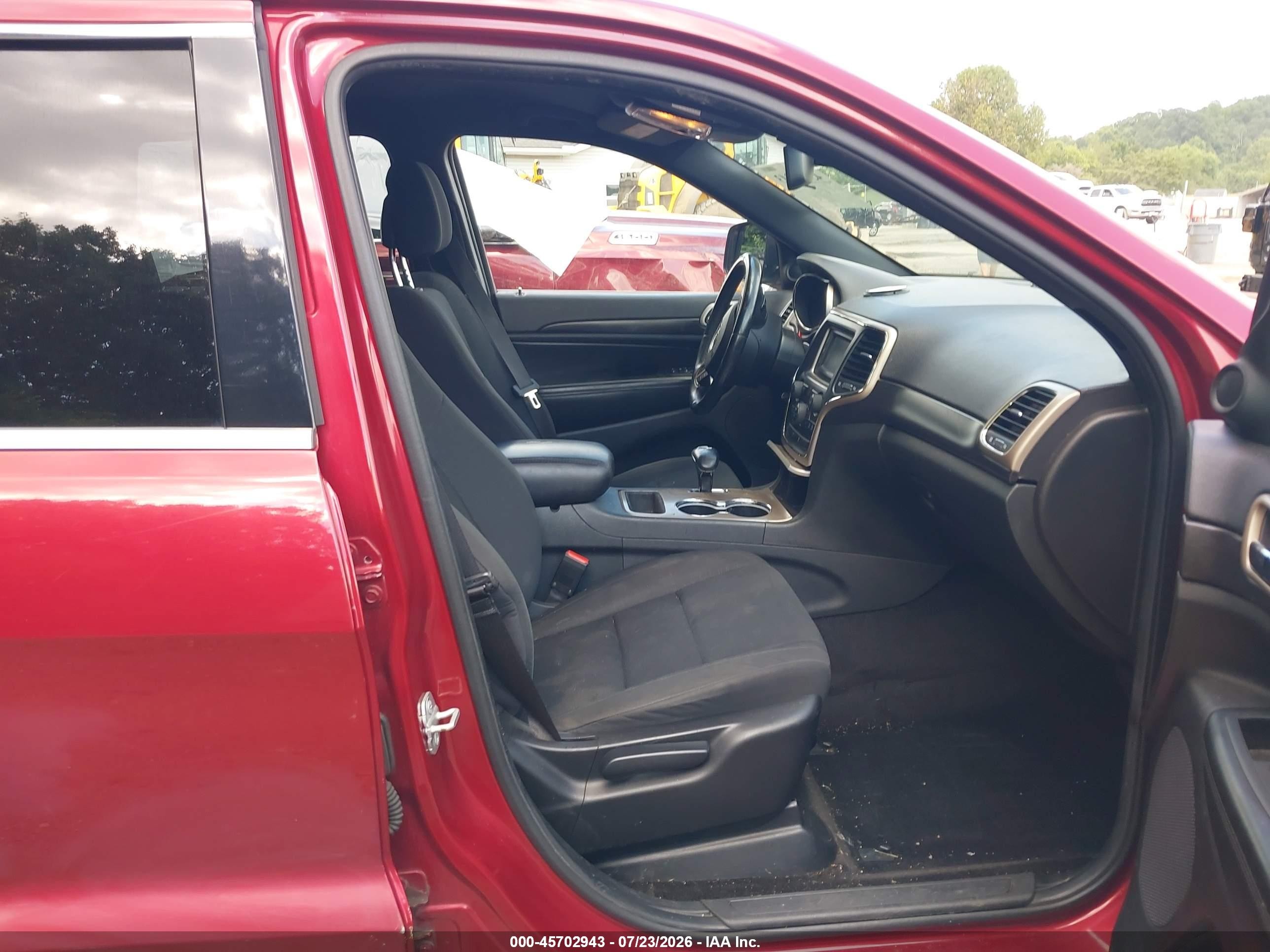 2014 Jeep Grand Cherokee Laredo Maroon vin: 1C4RJFAG9EC466244