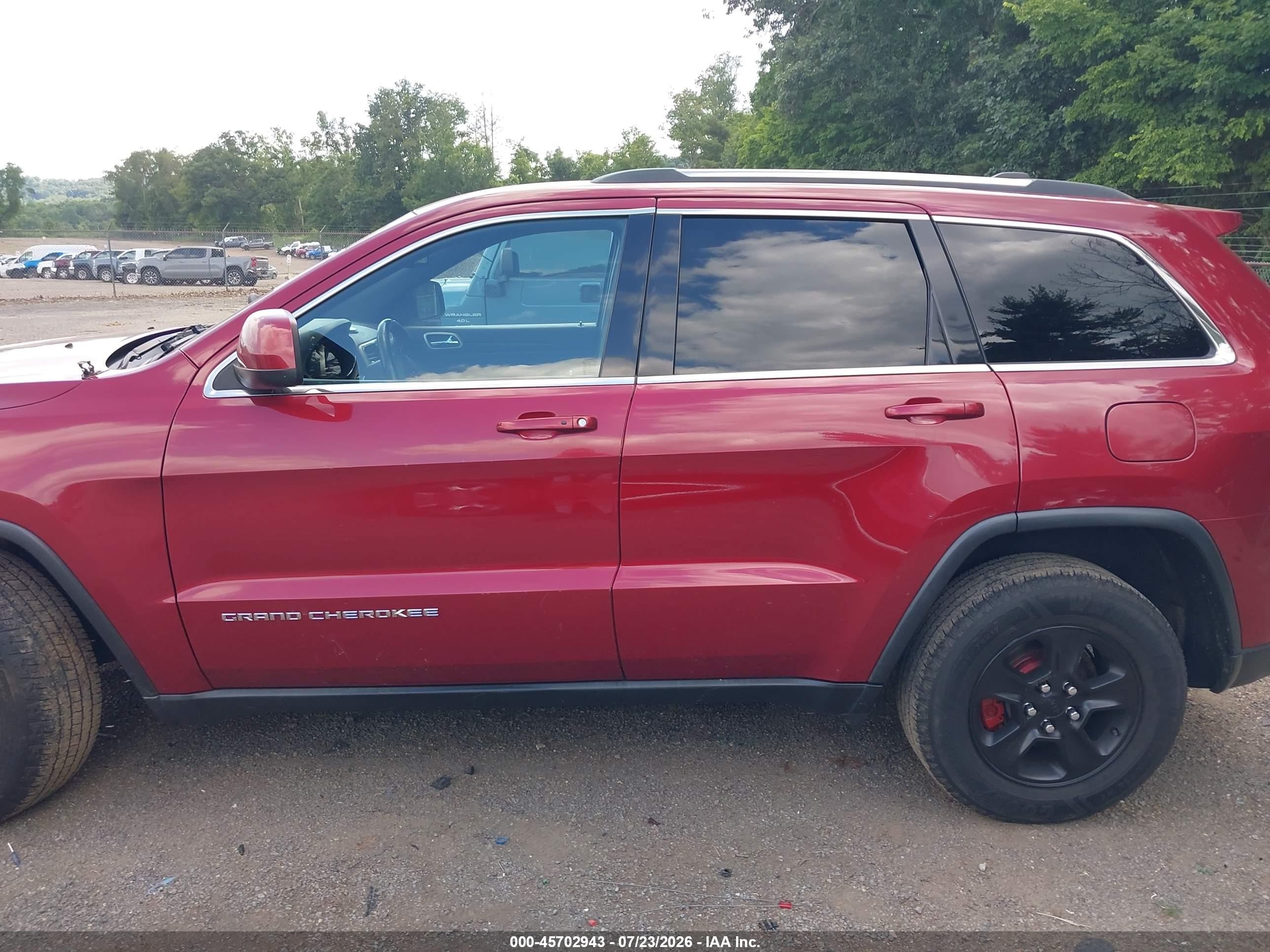 2014 Jeep Grand Cherokee Laredo Maroon vin: 1C4RJFAG9EC466244