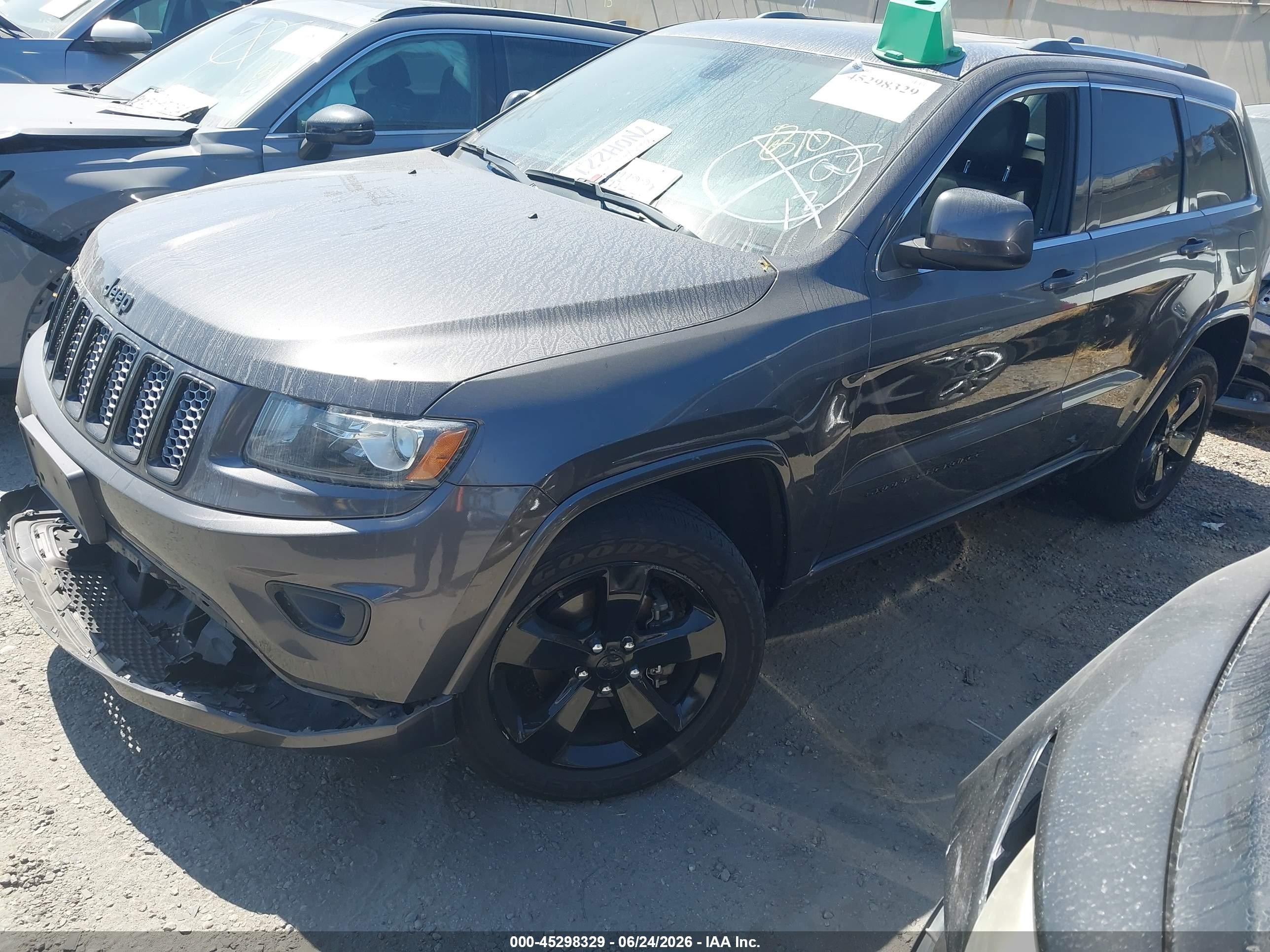 2015 Jeep Grand Cherokee Altitude Gray vin: 1C4RJFAG9FC121877