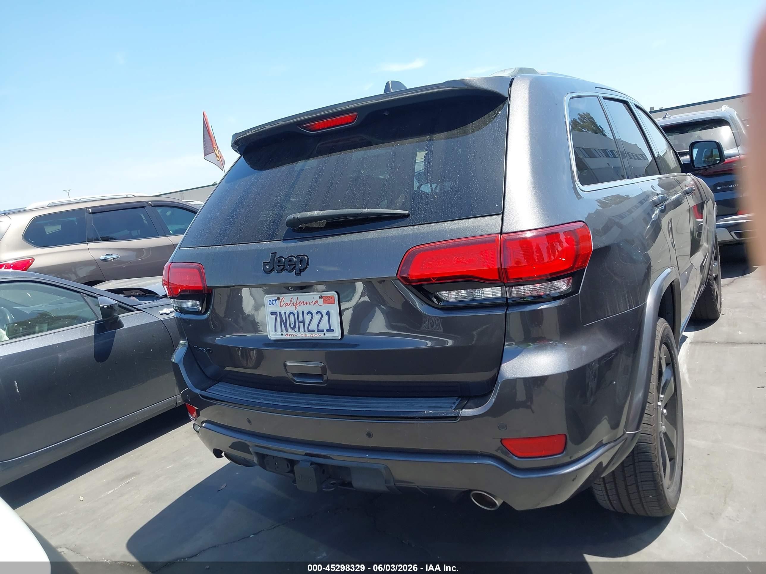 2015 Jeep Grand Cherokee Altitude Gray vin: 1C4RJFAG9FC121877