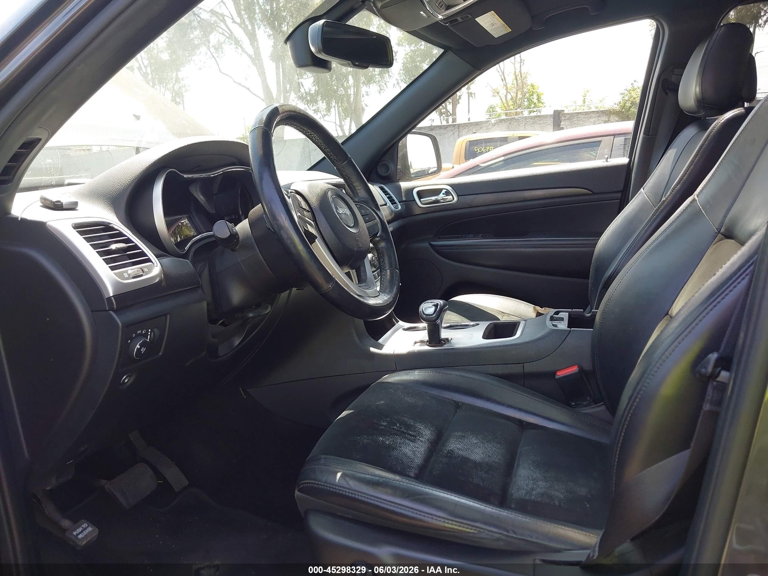 2015 Jeep Grand Cherokee Altitude Gray vin: 1C4RJFAG9FC121877