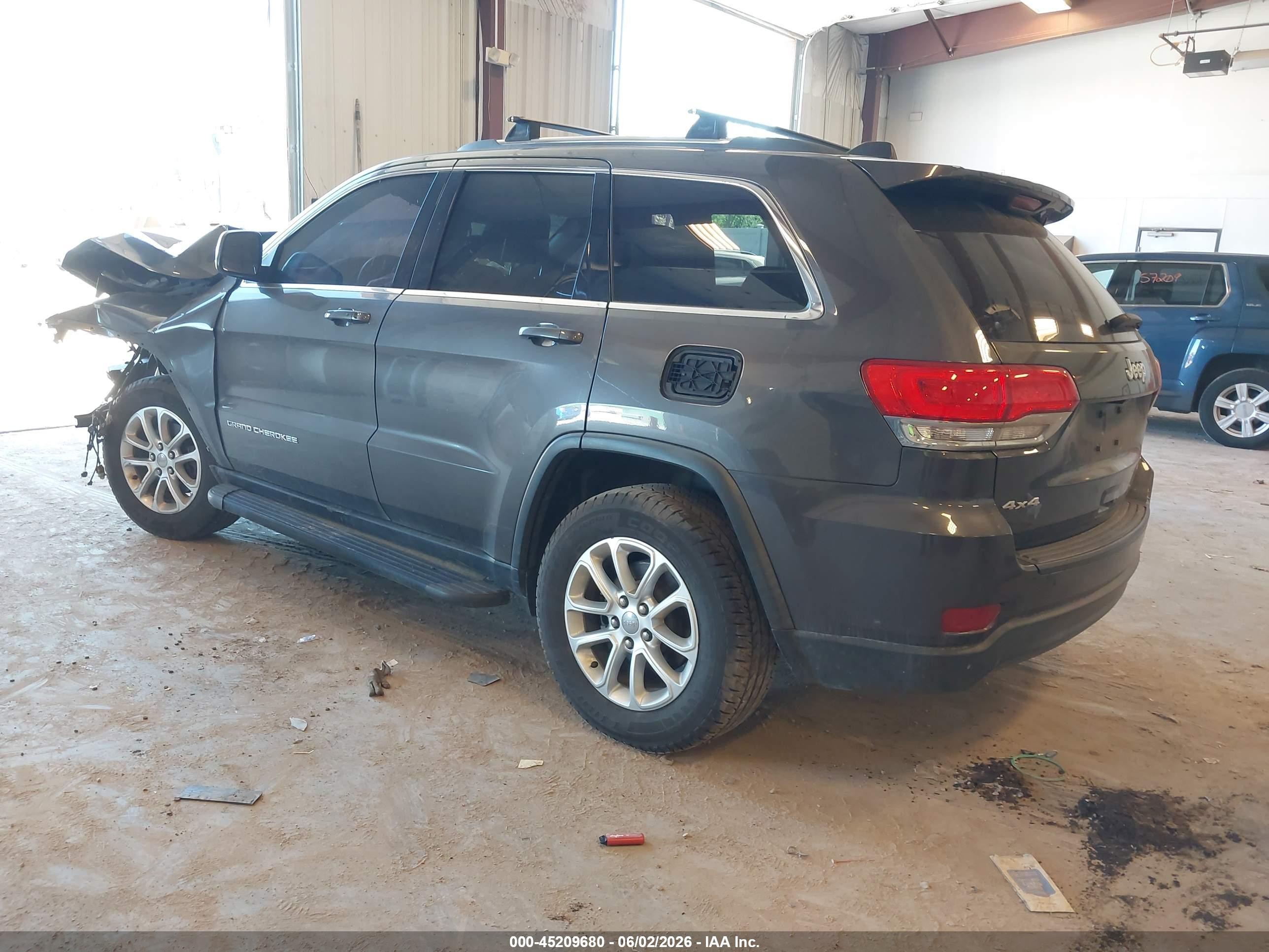 2015 Jeep Grand Cherokee Laredo Gray vin: 1C4RJFAG9FC122897