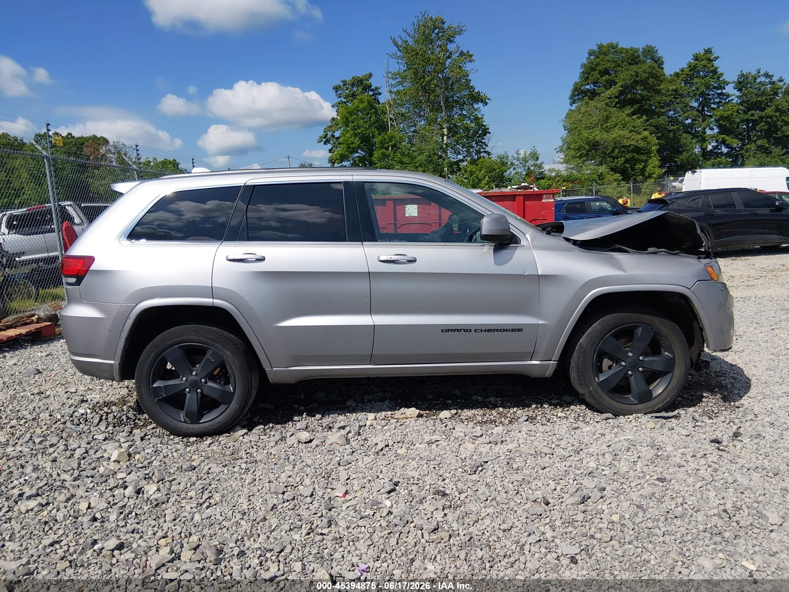 2015 Jeep Grand Cherokee Altitude Silver vin: 1C4RJFAG9FC182100