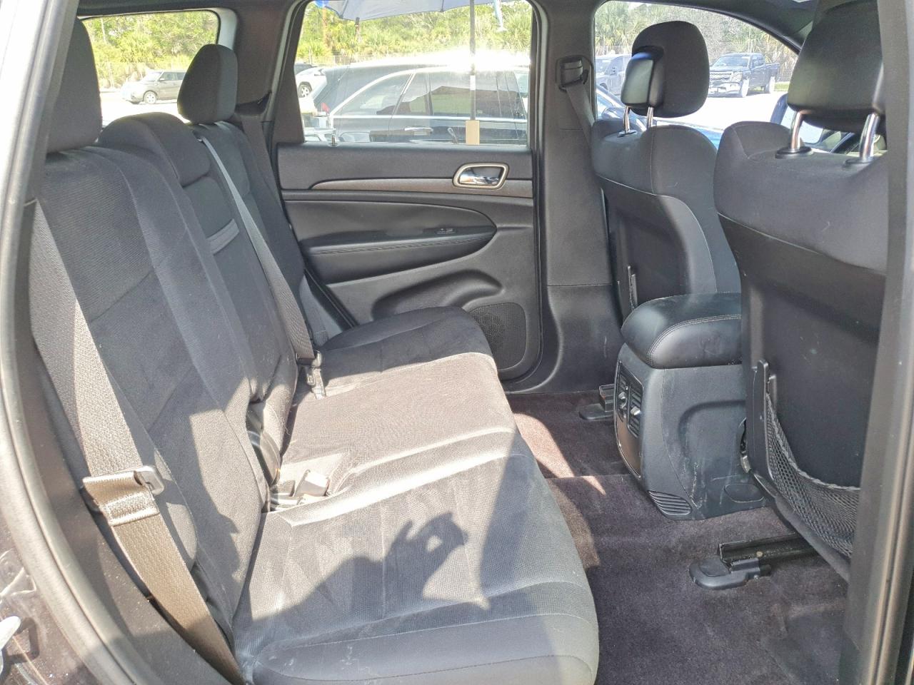 2015 Jeep Grand Cherokee Laredo Черный vin: 1C4RJFAG9FC196501