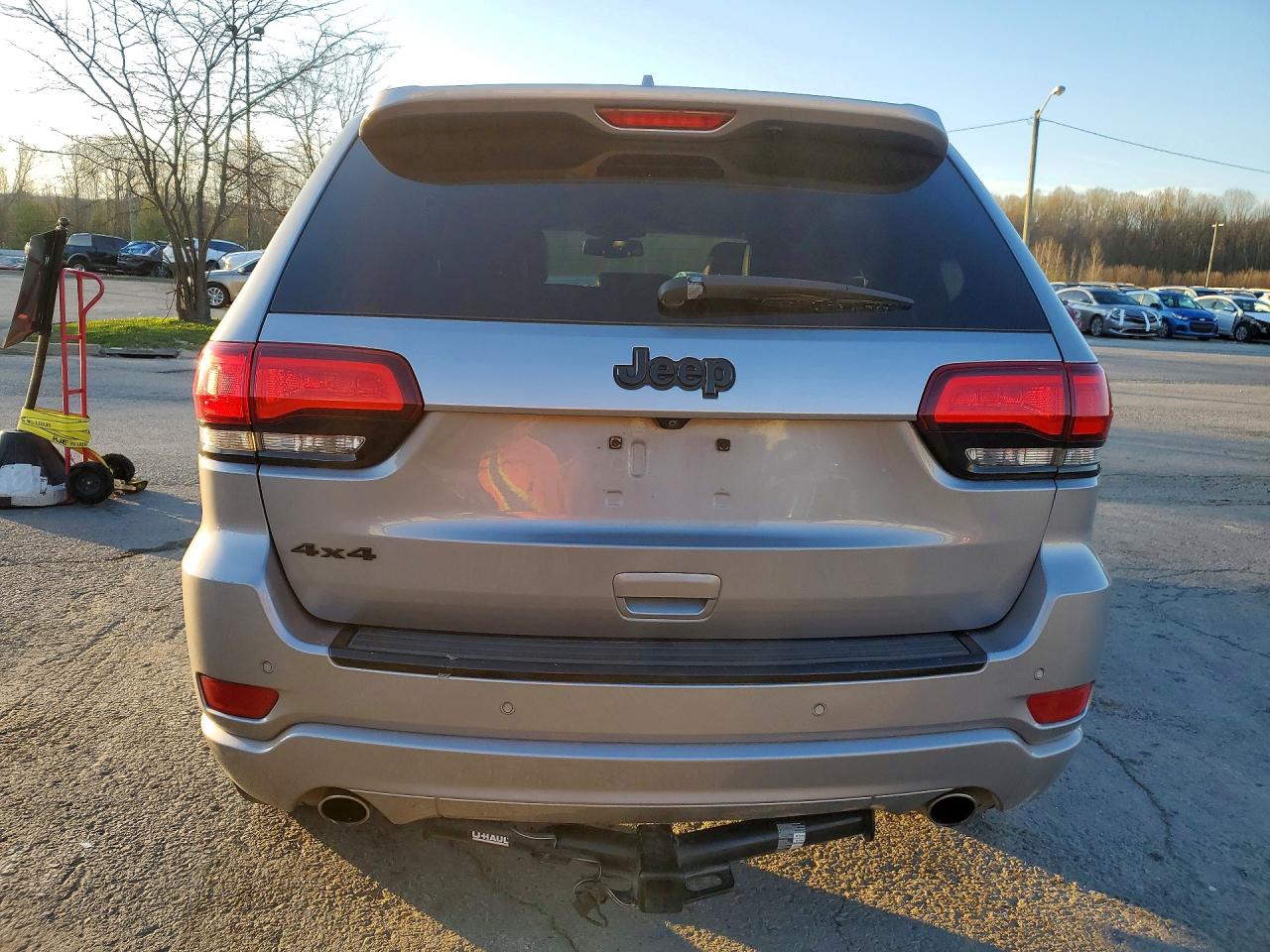 2015 Jeep Grand Cherokee Laredo Silver vin: 1C4RJFAG9FC215774