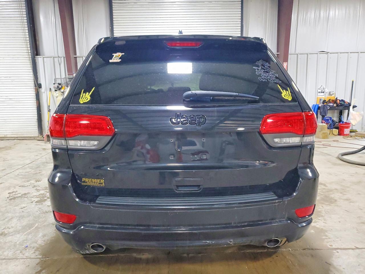 2015 Jeep Grand Cherokee Laredo Black vin: 1C4RJFAG9FC776072