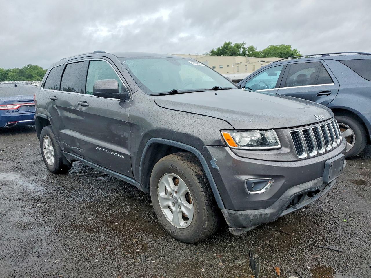 2015 Jeep Grand Cherokee Laredo Gray vin: 1C4RJFAG9FC847030