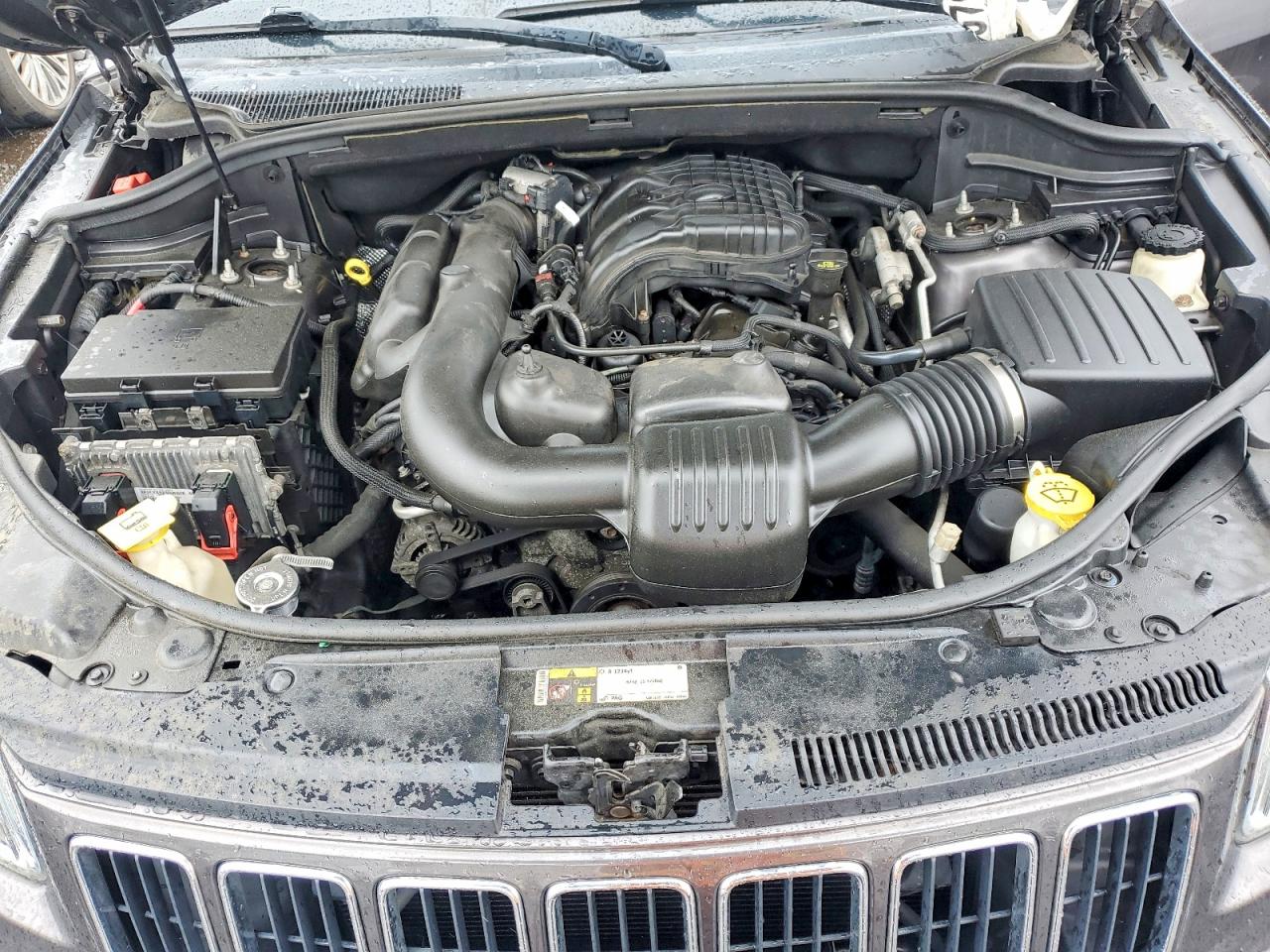 2015 Jeep Grand Cherokee Laredo Gray vin: 1C4RJFAG9FC847030