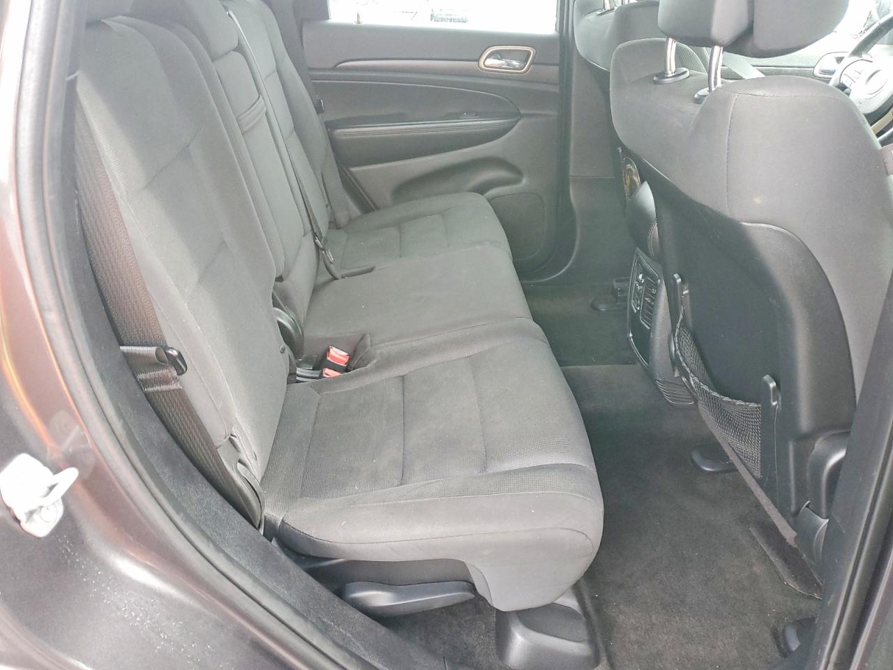 2015 Jeep Grand Cherokee Laredo Gray vin: 1C4RJFAG9FC847030