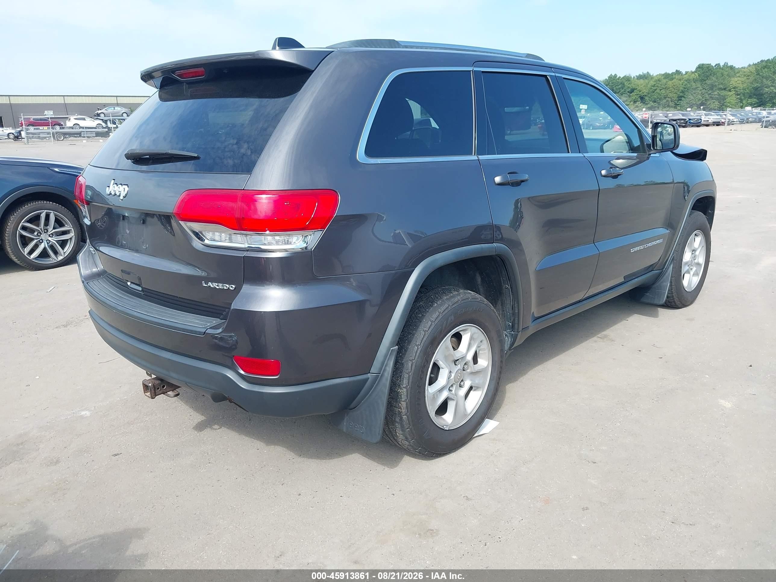 2015 Jeep Grand Cherokee Laredo Gray vin: 1C4RJFAG9FC892940