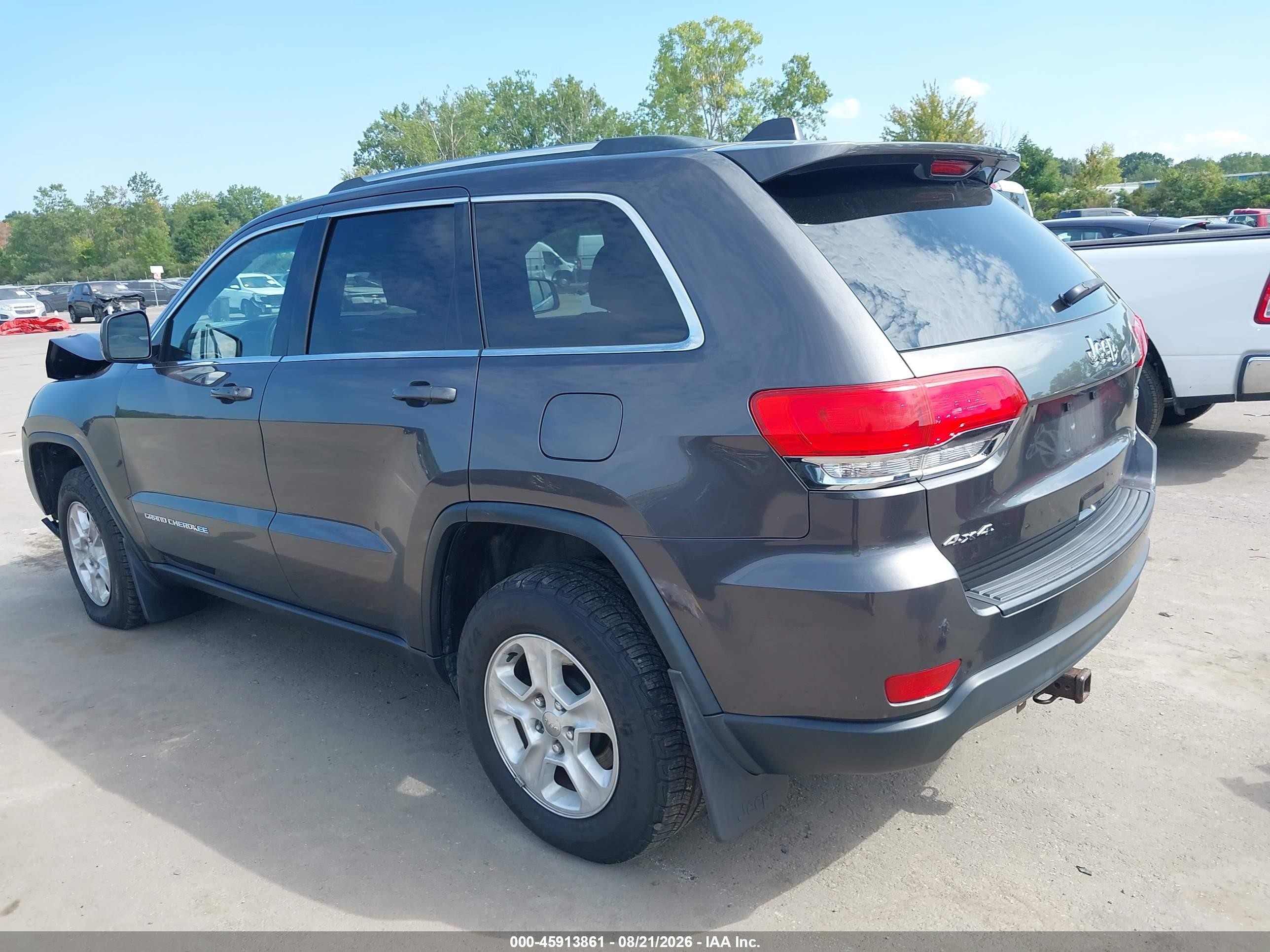 2015 Jeep Grand Cherokee Laredo Gray vin: 1C4RJFAG9FC892940