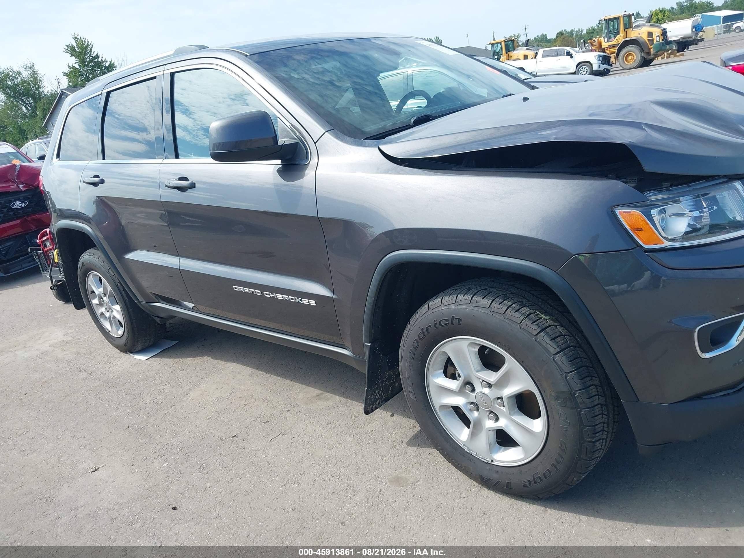 2015 Jeep Grand Cherokee Laredo Gray vin: 1C4RJFAG9FC892940