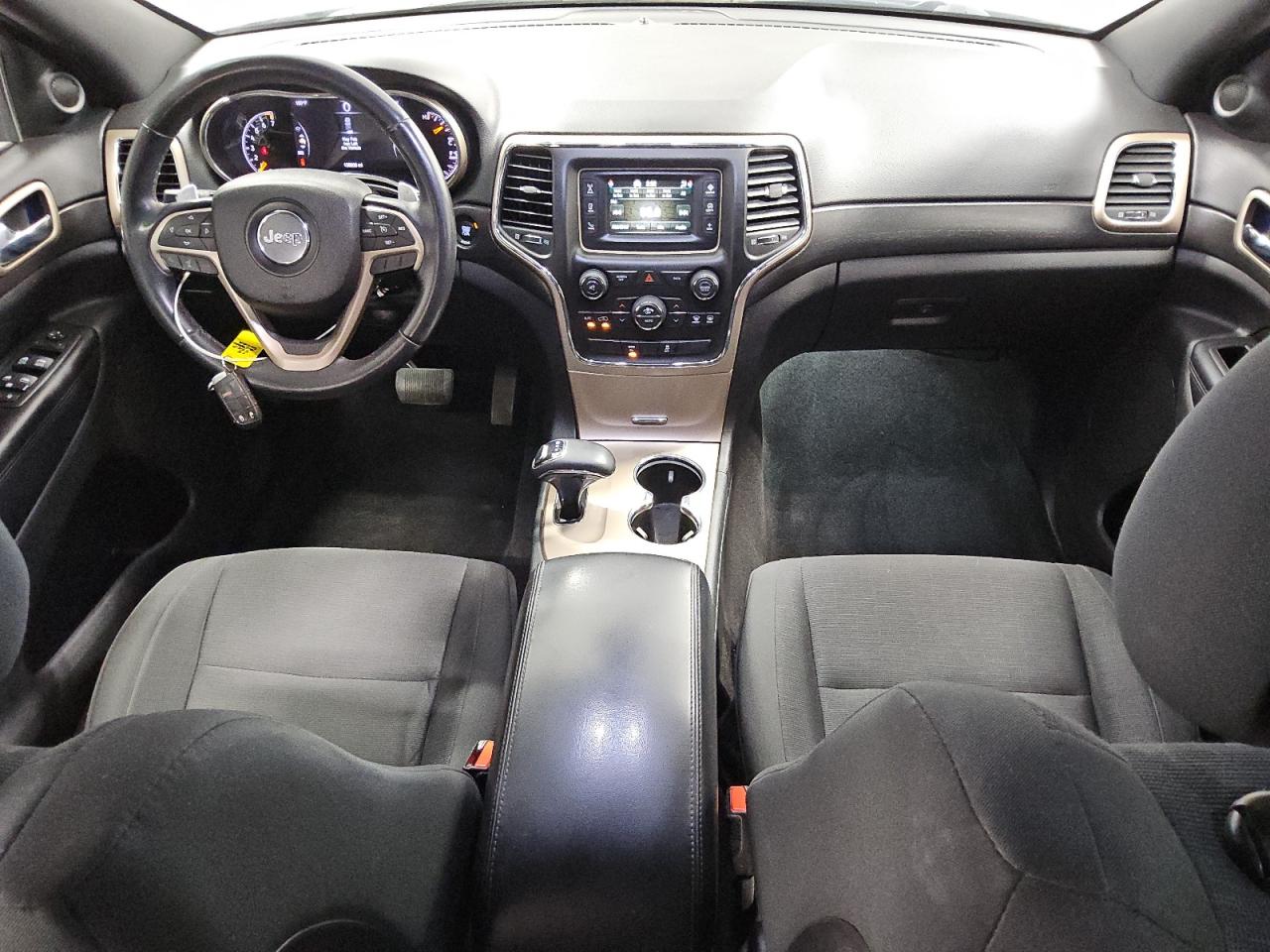 2015 Jeep Grand Cherokee Laredo Silver vin: 1C4RJFAG9FC913186 Damage: Air Conditioner, Blows Warm, Repair Required