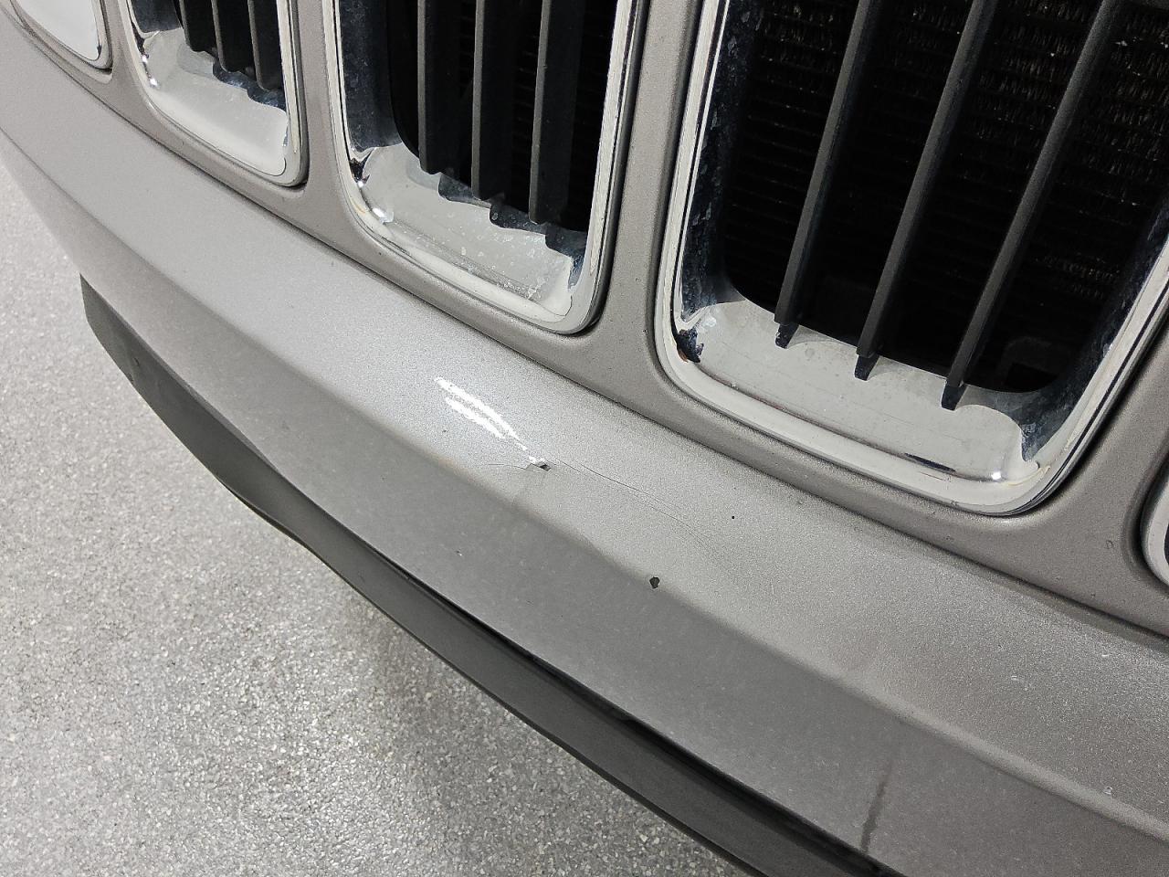 2015 Jeep Grand Cherokee Laredo Silver vin: 1C4RJFAG9FC913186 Damage: Front Bumper/Cover, Dent(S) W/ Paint Dmg, 4 To 5 Inches