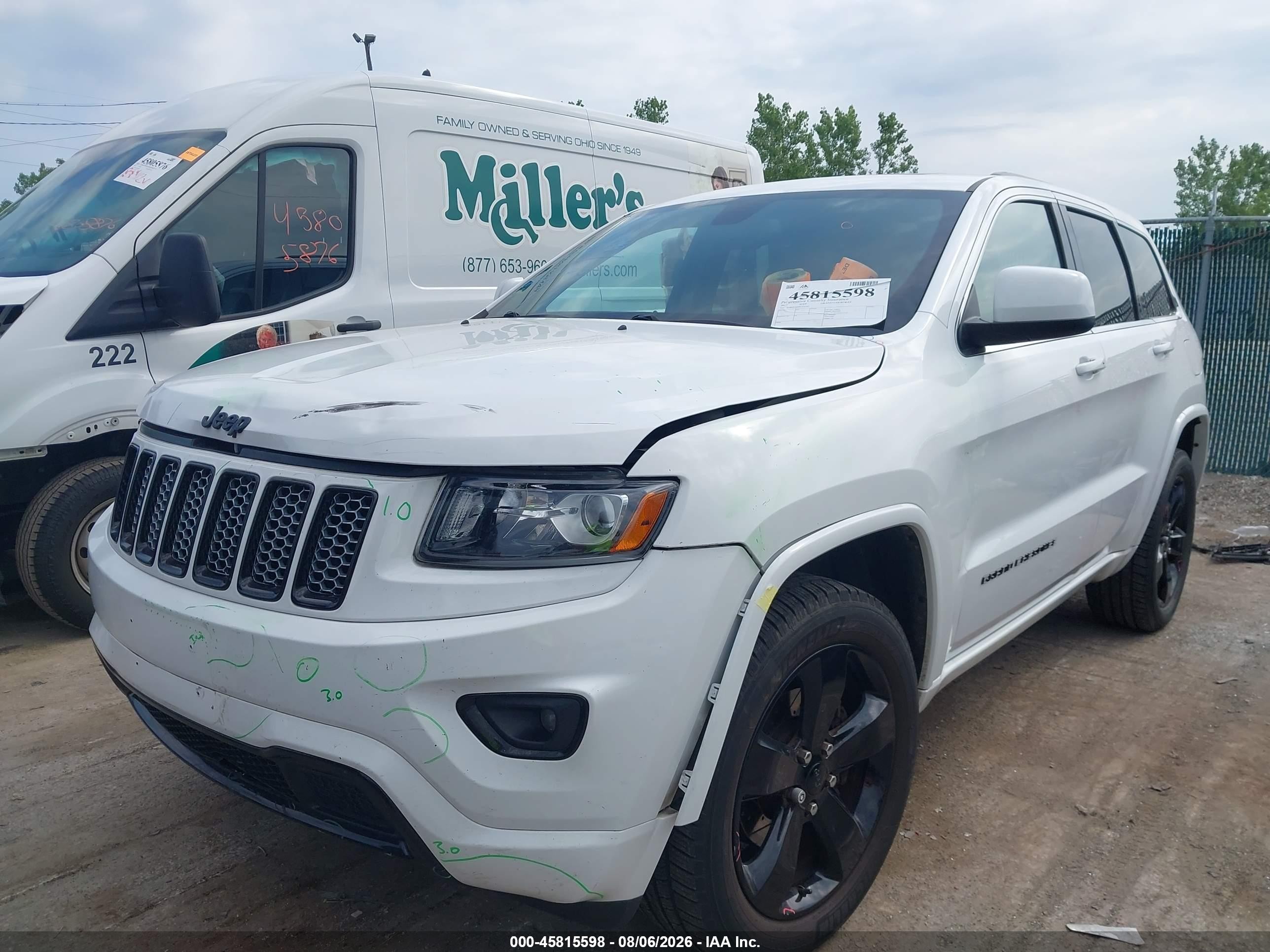 2015 Jeep Grand Cherokee Altitude White vin: 1C4RJFAG9FC924303