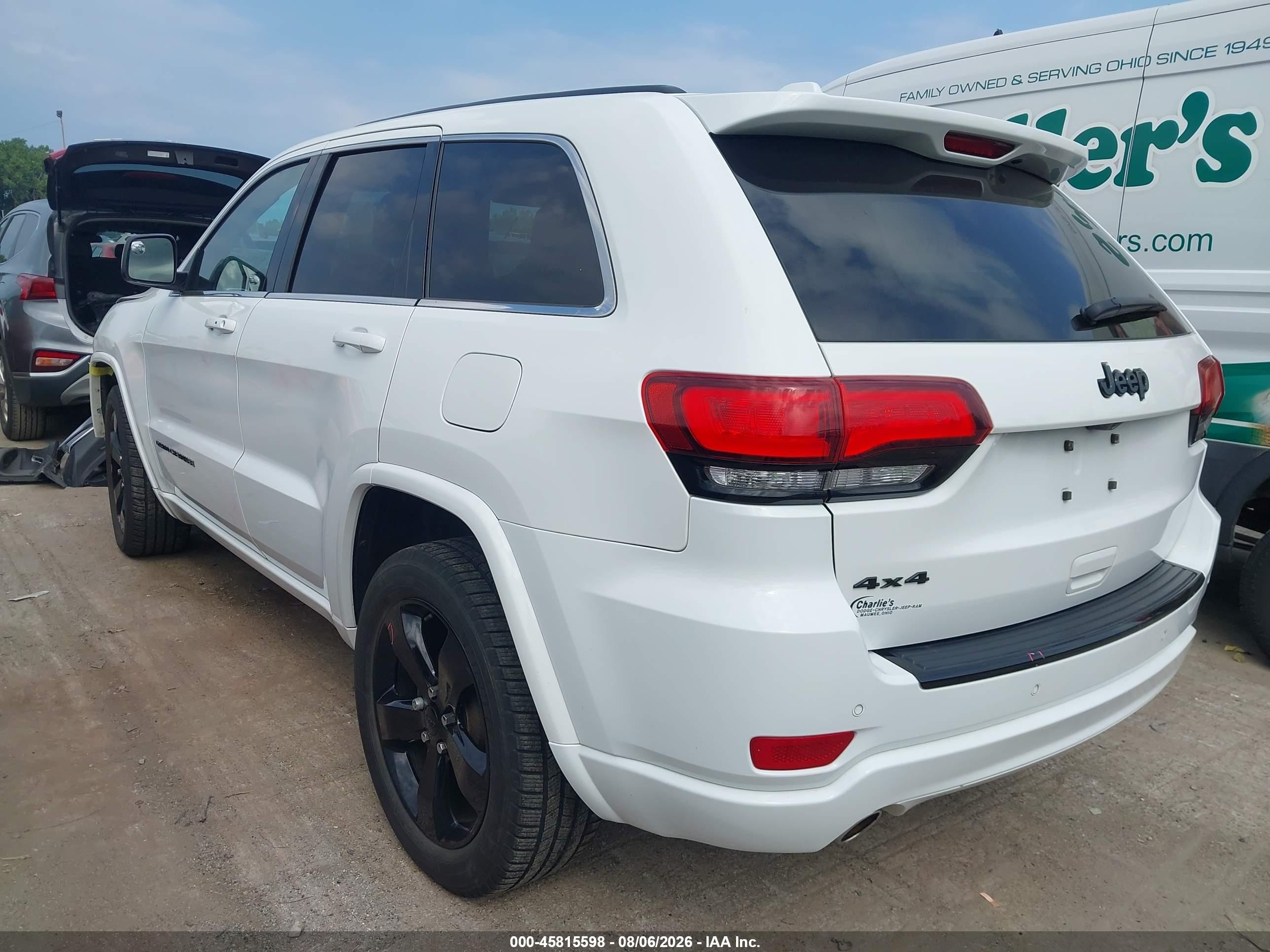 2015 Jeep Grand Cherokee Altitude White vin: 1C4RJFAG9FC924303