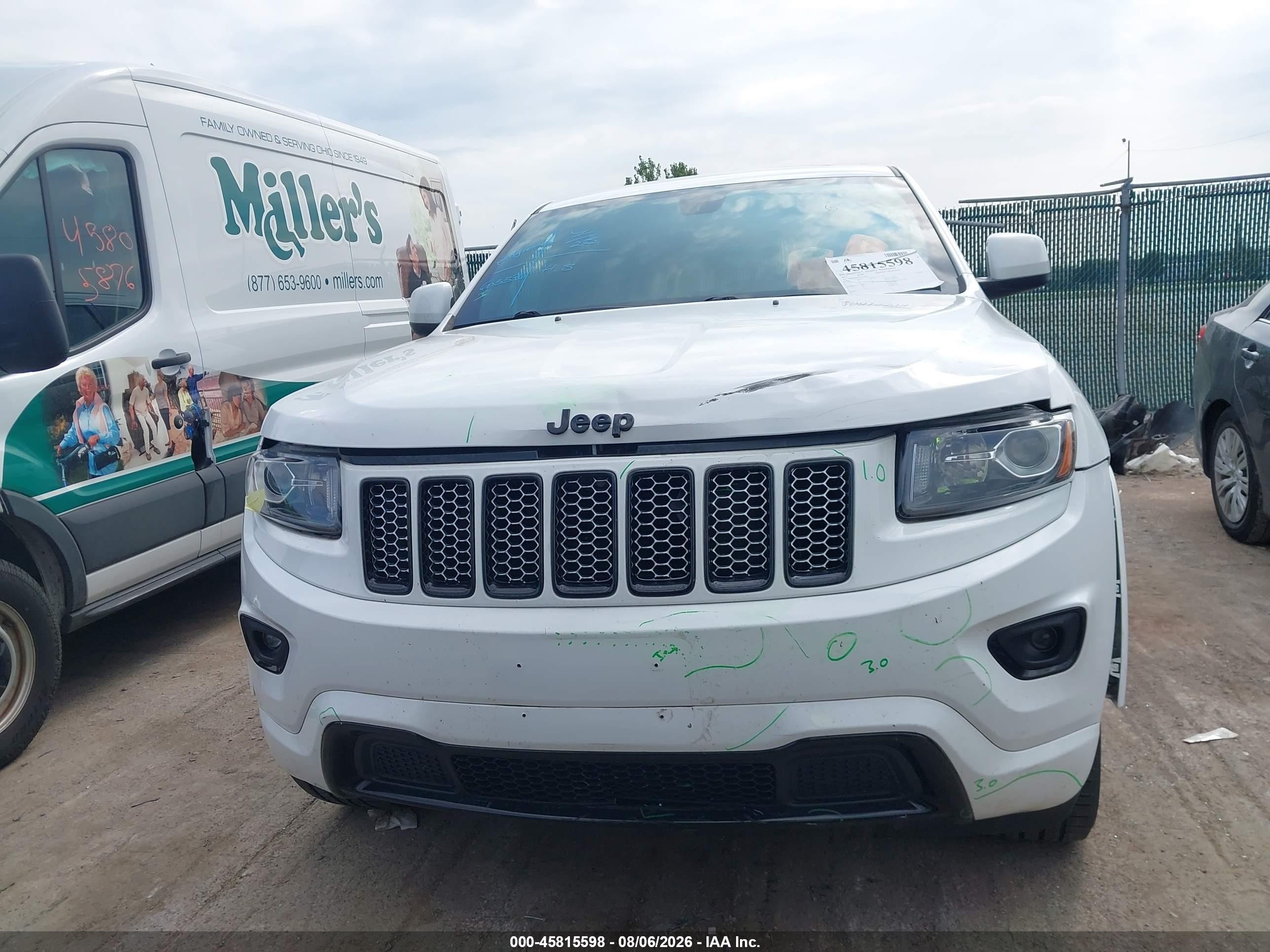 2015 Jeep Grand Cherokee Altitude White vin: 1C4RJFAG9FC924303