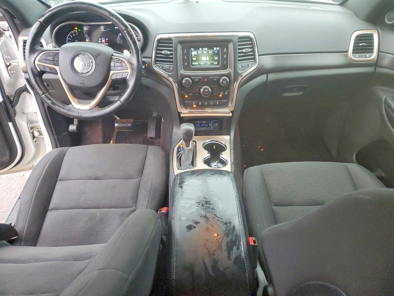 2016 Jeep Grand Cherokee Laredo White vin: 1C4RJFAG9GC492510