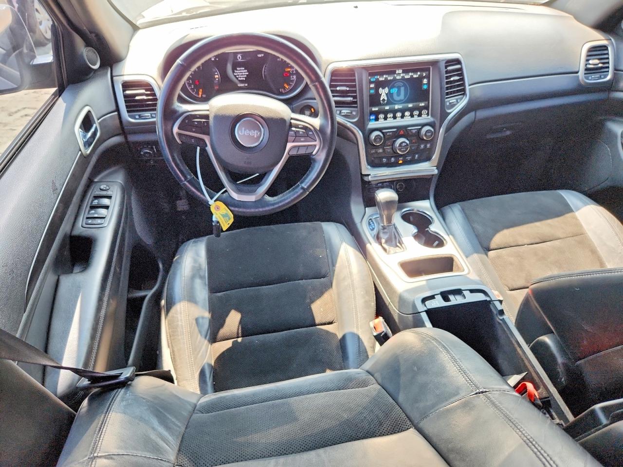 2018 Jeep Grand Cherokee Laredo Gray vin: 1C4RJFAG9JC179724