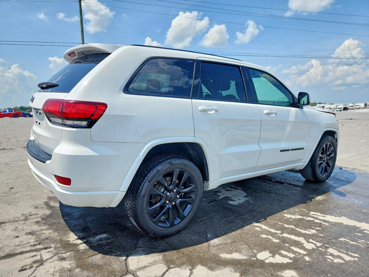 2018 Jeep Grand Cherokee Laredo White vin: 1C4RJFAG9JC488383