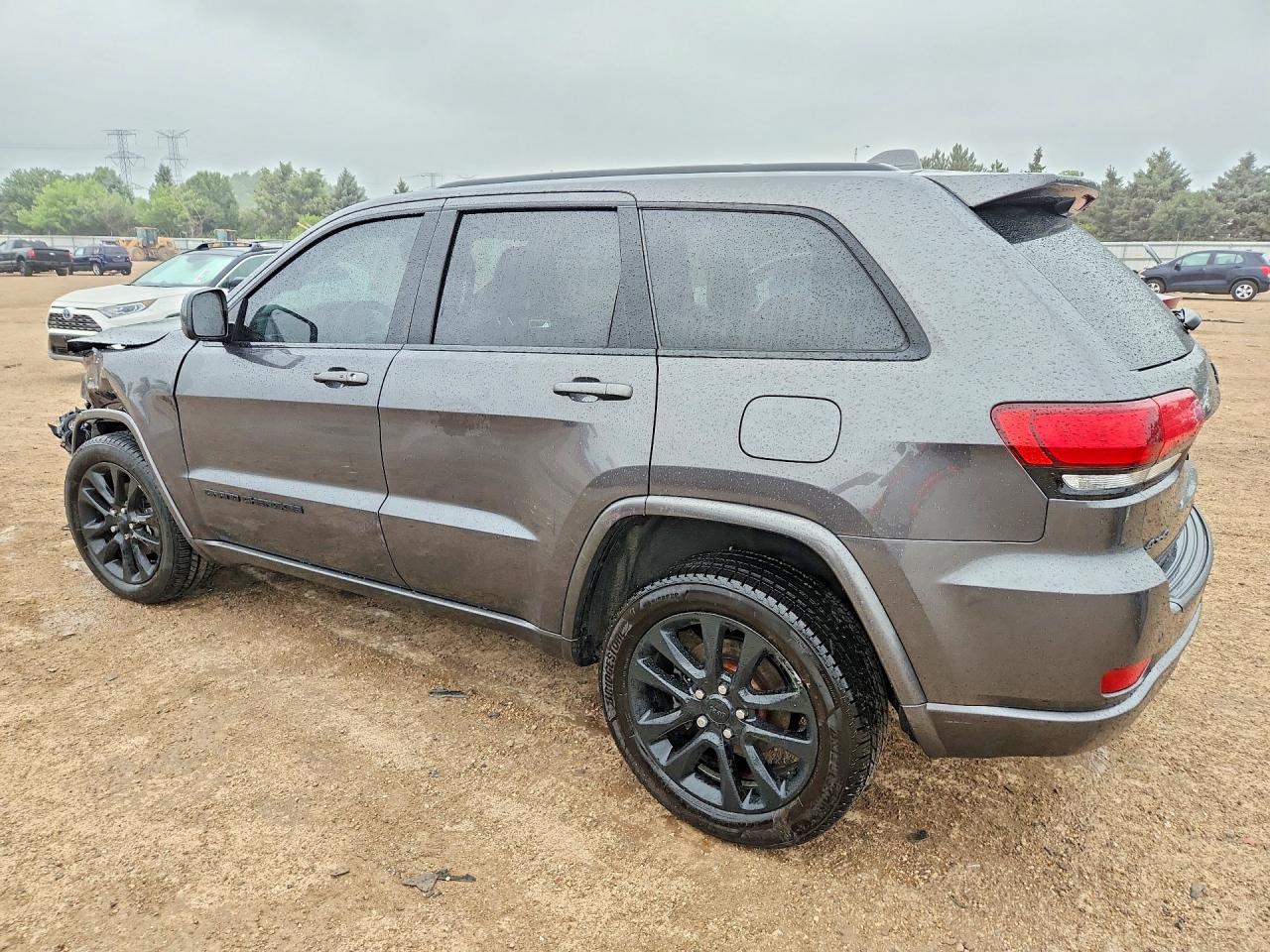 2018 Jeep Grand Cherokee Laredo Gray vin: 1C4RJFAG9JC491672