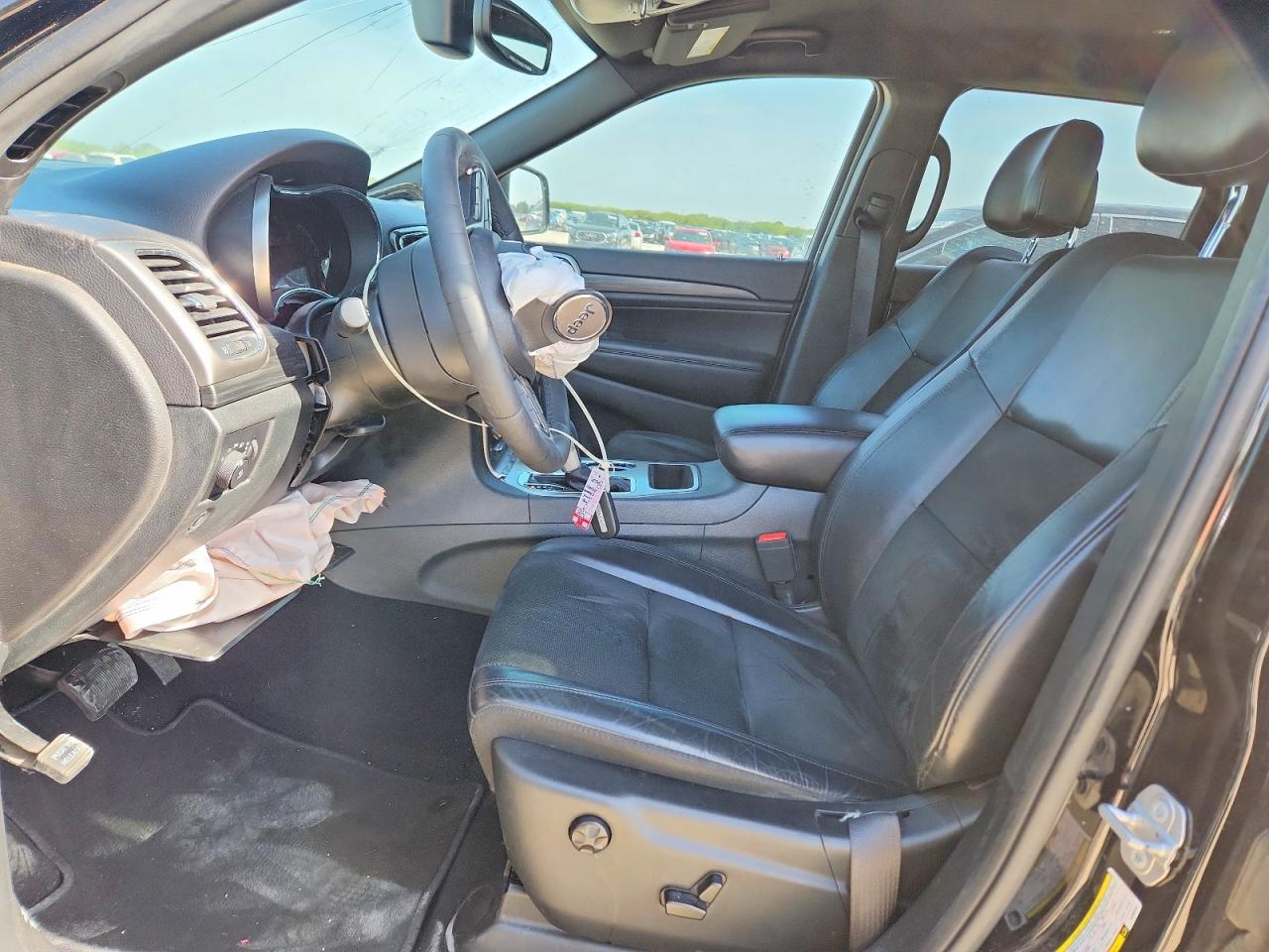 2019 Jeep Grand Cherokee Laredo Black vin: 1C4RJFAG9KC668187