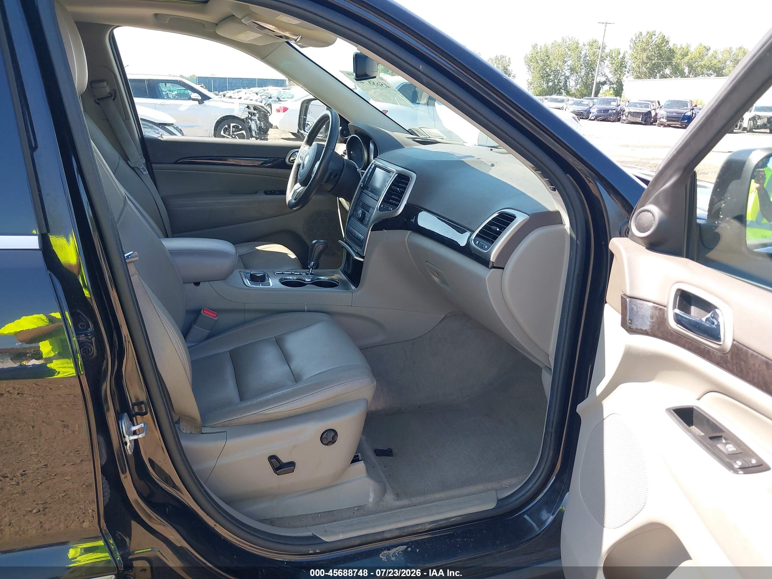2012 Jeep Grand Cherokee Laredo Black vin: 1C4RJFAGXCC105084
