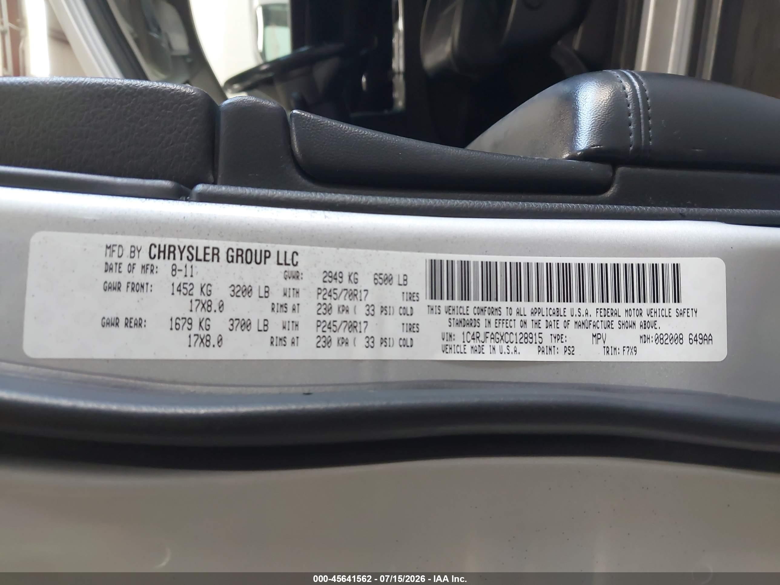 2012 Jeep Grand Cherokee Laredo Silver vin: 1C4RJFAGXCC128915