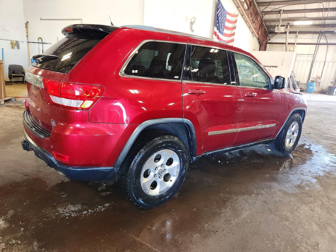 2012 Jeep Grand Cherokee Laredo Бордовый vin: 1C4RJFAGXCC145245