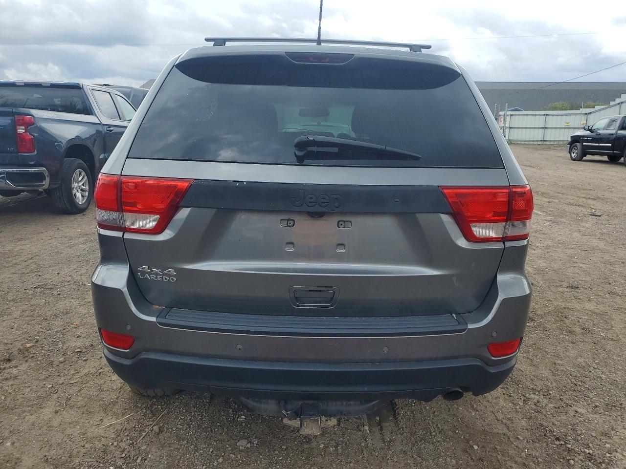 2012 Jeep Grand Cherokee Laredo Серый vin: 1C4RJFAGXCC149778