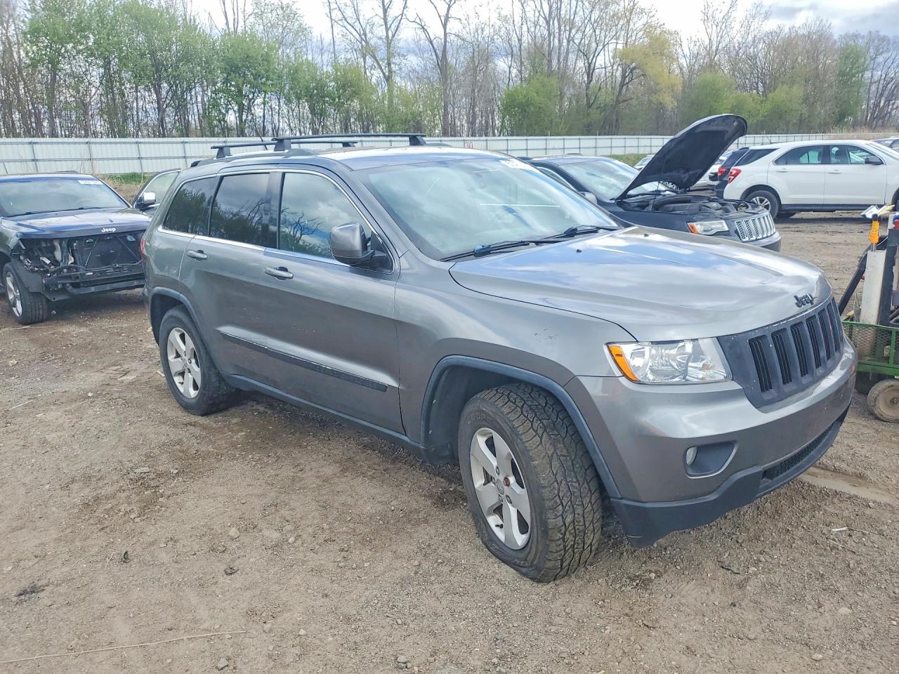 2012 Jeep Grand Cherokee Laredo Серый vin: 1C4RJFAGXCC149778