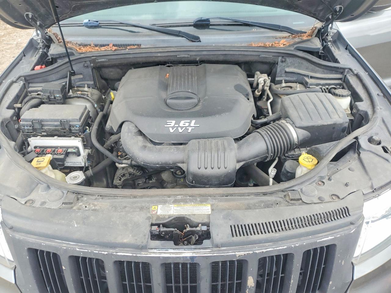 2012 Jeep Grand Cherokee Laredo Серый vin: 1C4RJFAGXCC149778