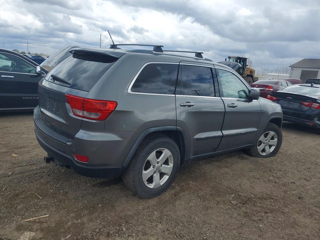 2012 Jeep Grand Cherokee Laredo Серый vin: 1C4RJFAGXCC149778