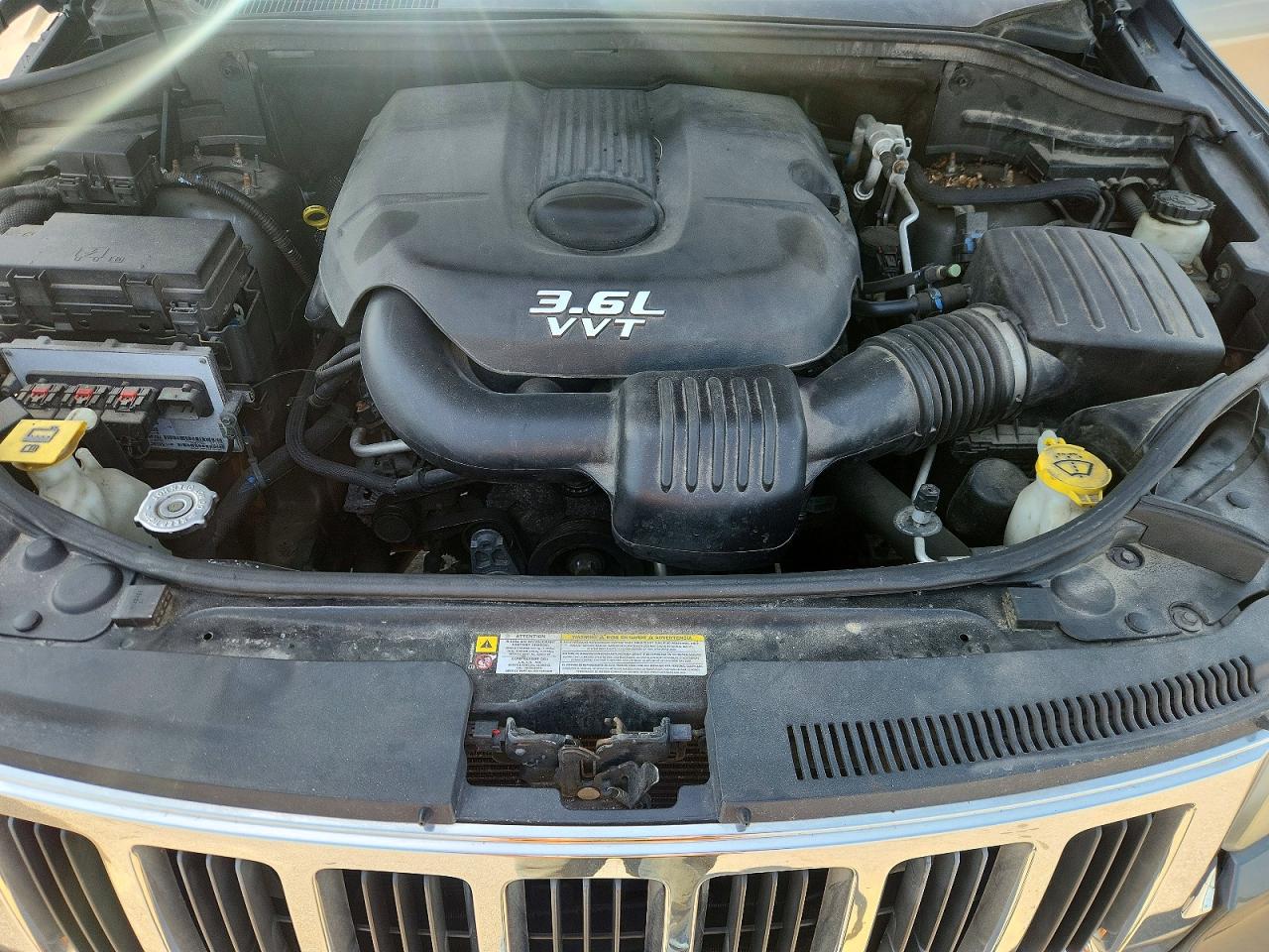 2012 Jeep Grand Cherokee Laredo Серый vin: 1C4RJFAGXCC150526