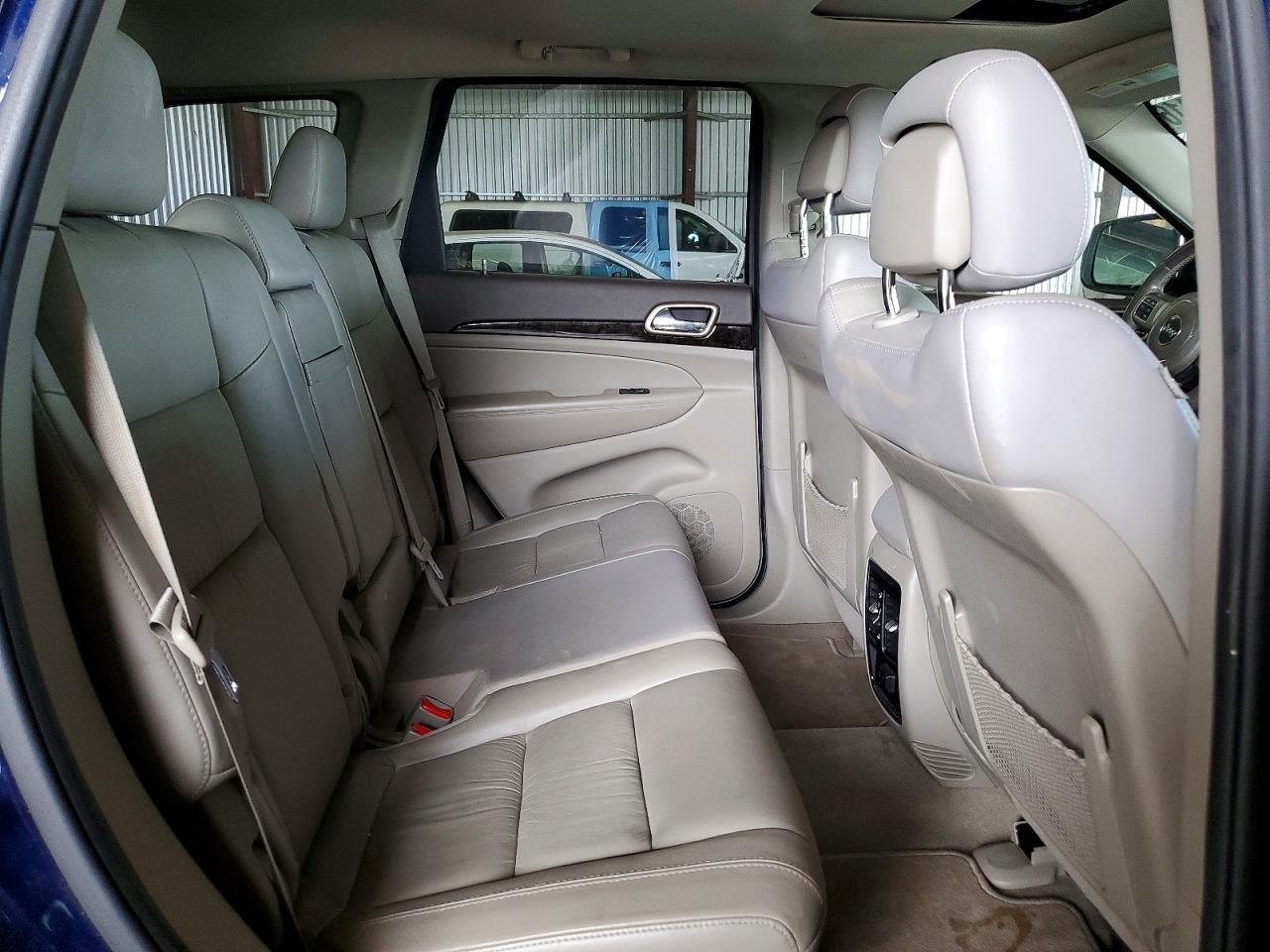 2012 Jeep Grand Cherokee Laredo Blue vin: 1C4RJFAGXCC219201