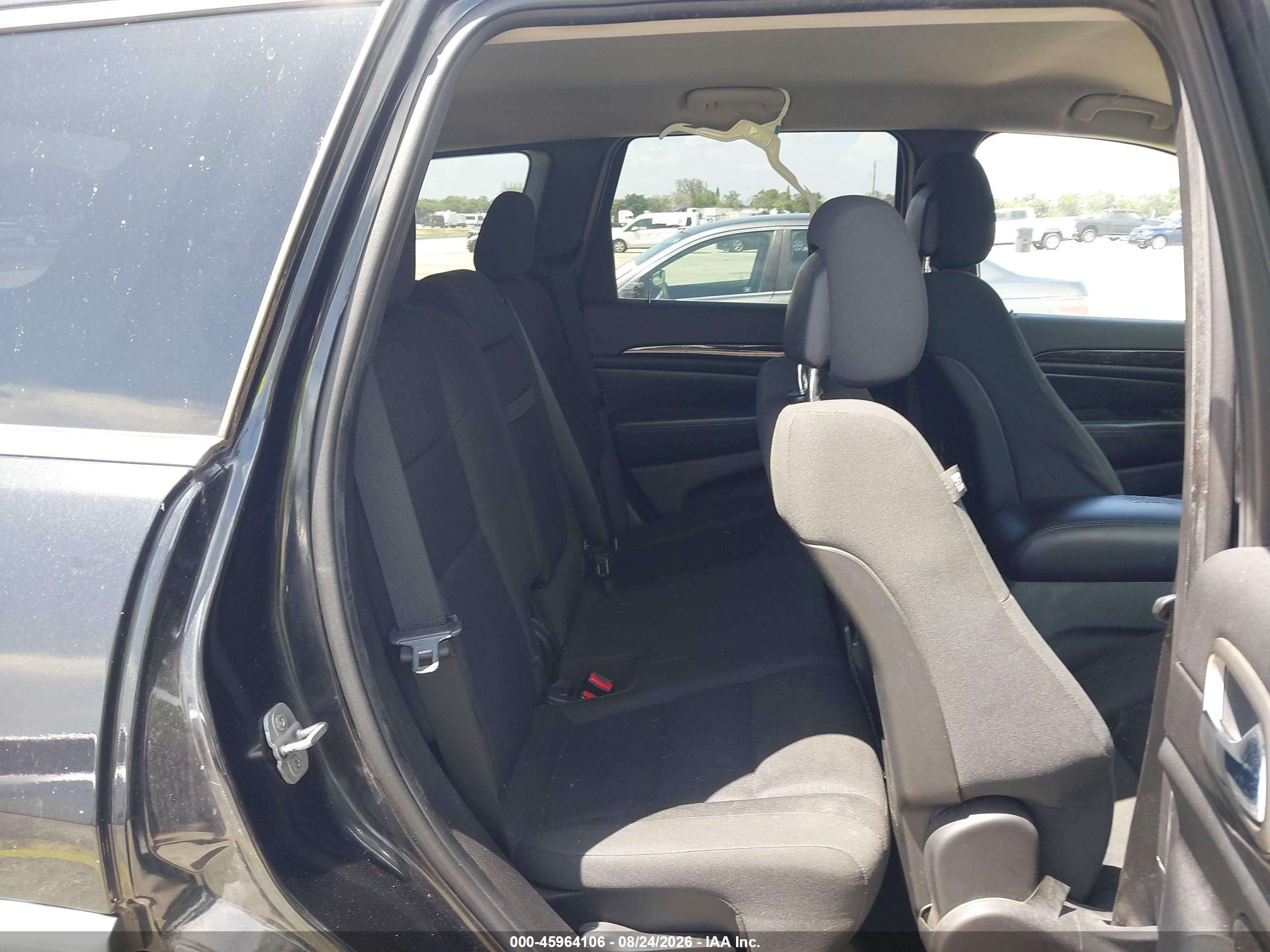 2012 Jeep Grand Cherokee Laredo Черный vin: 1C4RJFAGXCC221482
