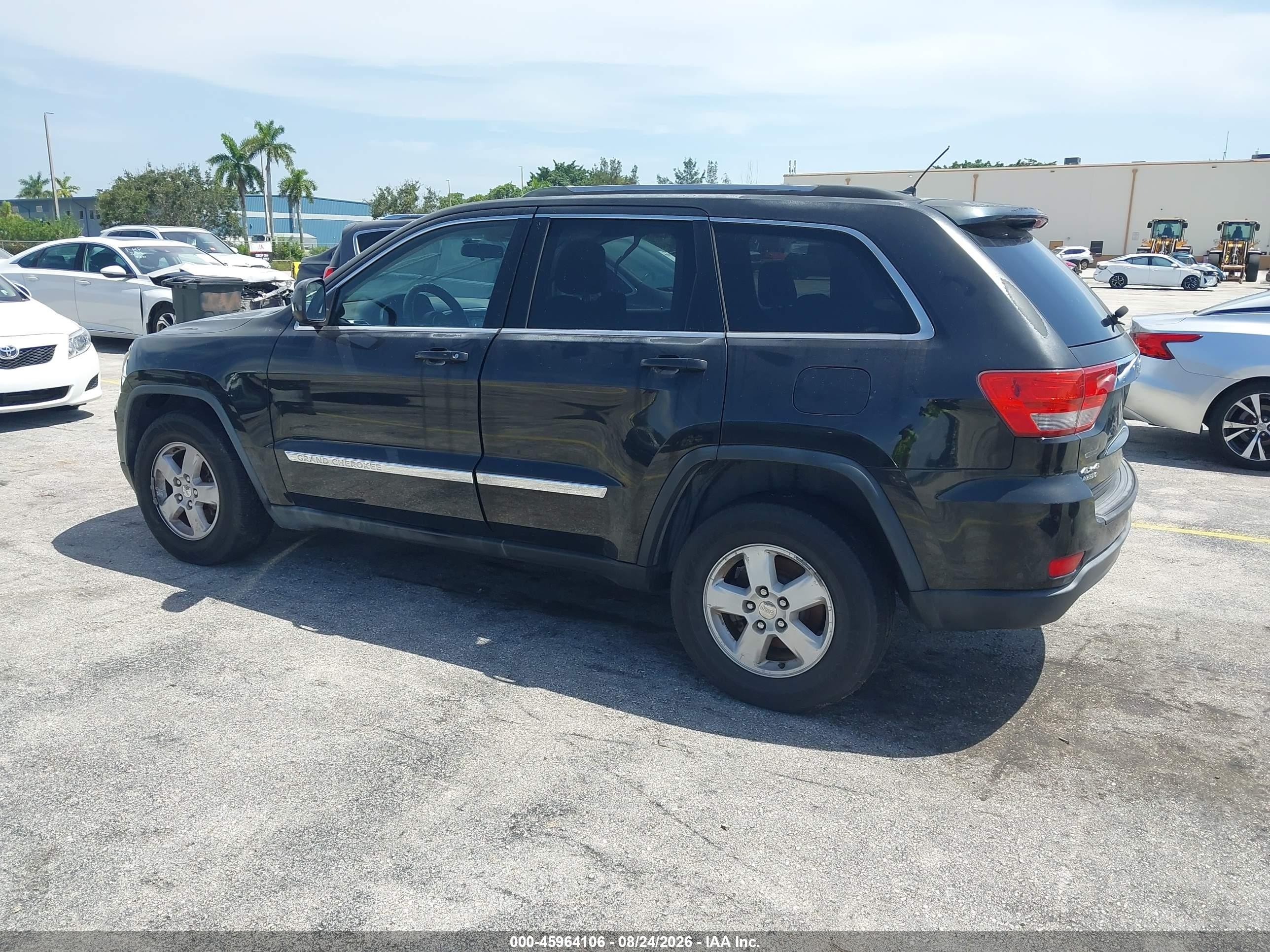2012 Jeep Grand Cherokee Laredo Черный vin: 1C4RJFAGXCC221482