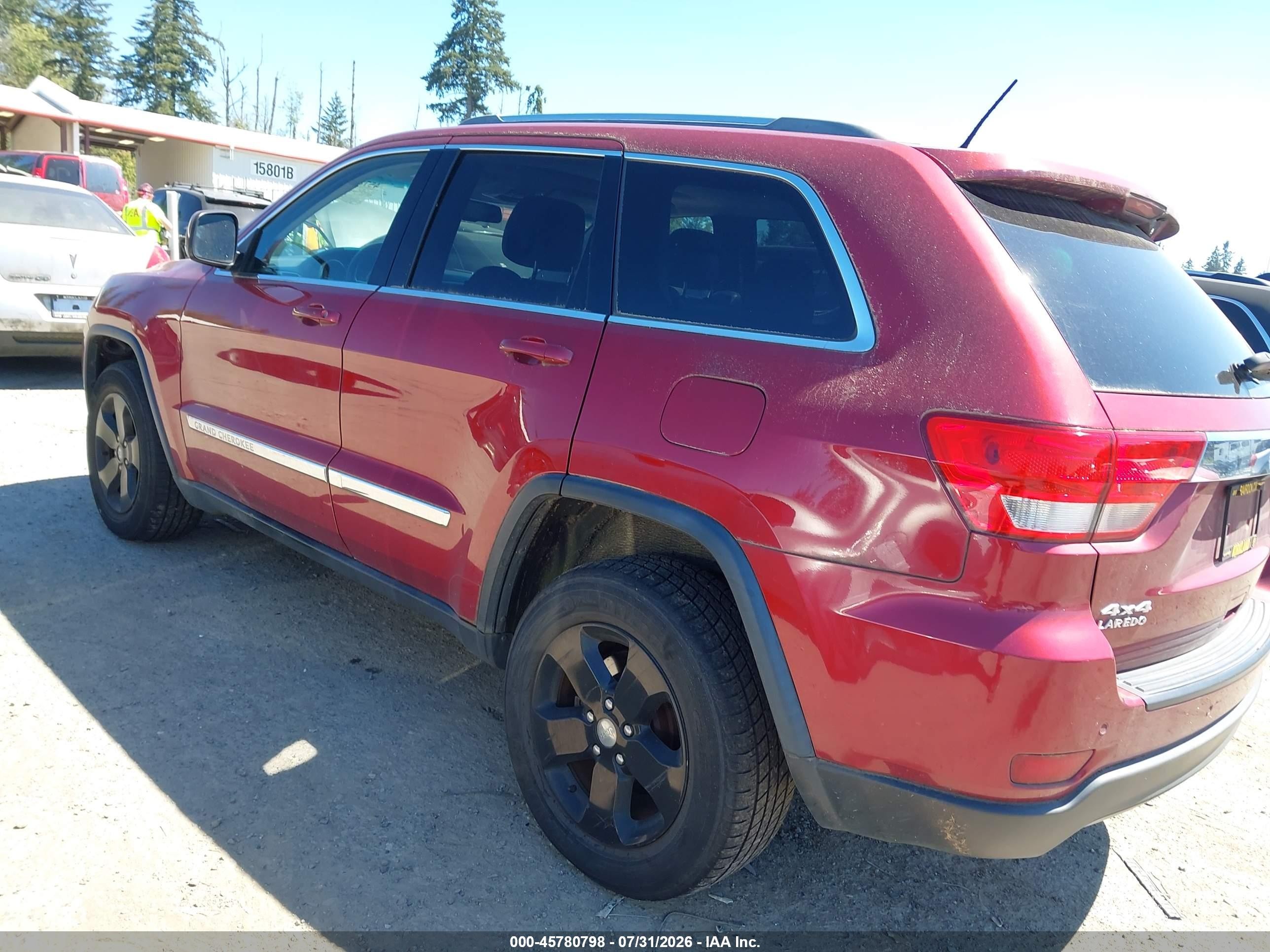 2012 Jeep Grand Cherokee Laredo Cream vin: 1C4RJFAGXCC233244
