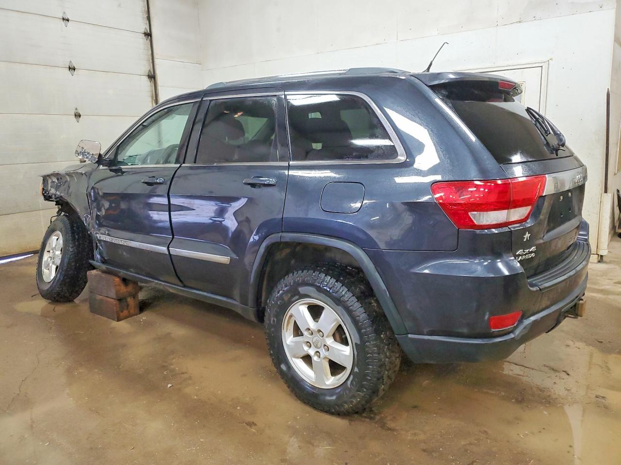 2012 Jeep Grand Cherokee Laredo Blue vin: 1C4RJFAGXCC256037