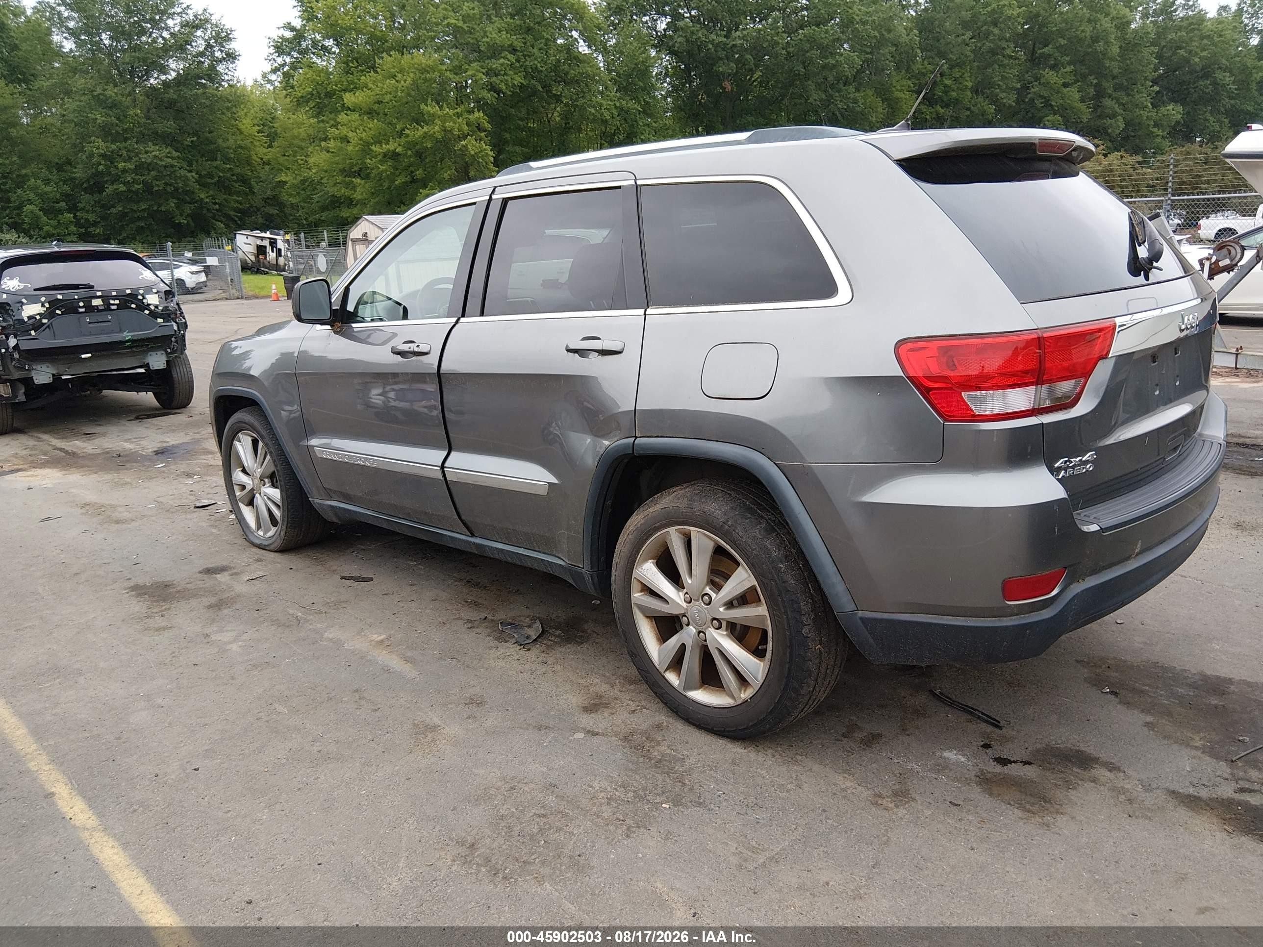 2012 Jeep Grand Cherokee Laredo Gray vin: 1C4RJFAGXCC274571
