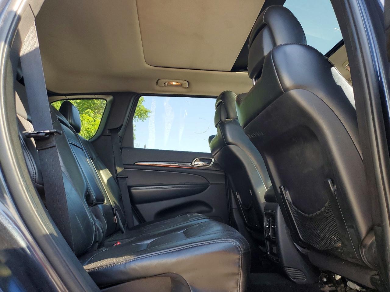 2012 Jeep Grand Cherokee Laredo Черный vin: 1C4RJFAGXCC278944